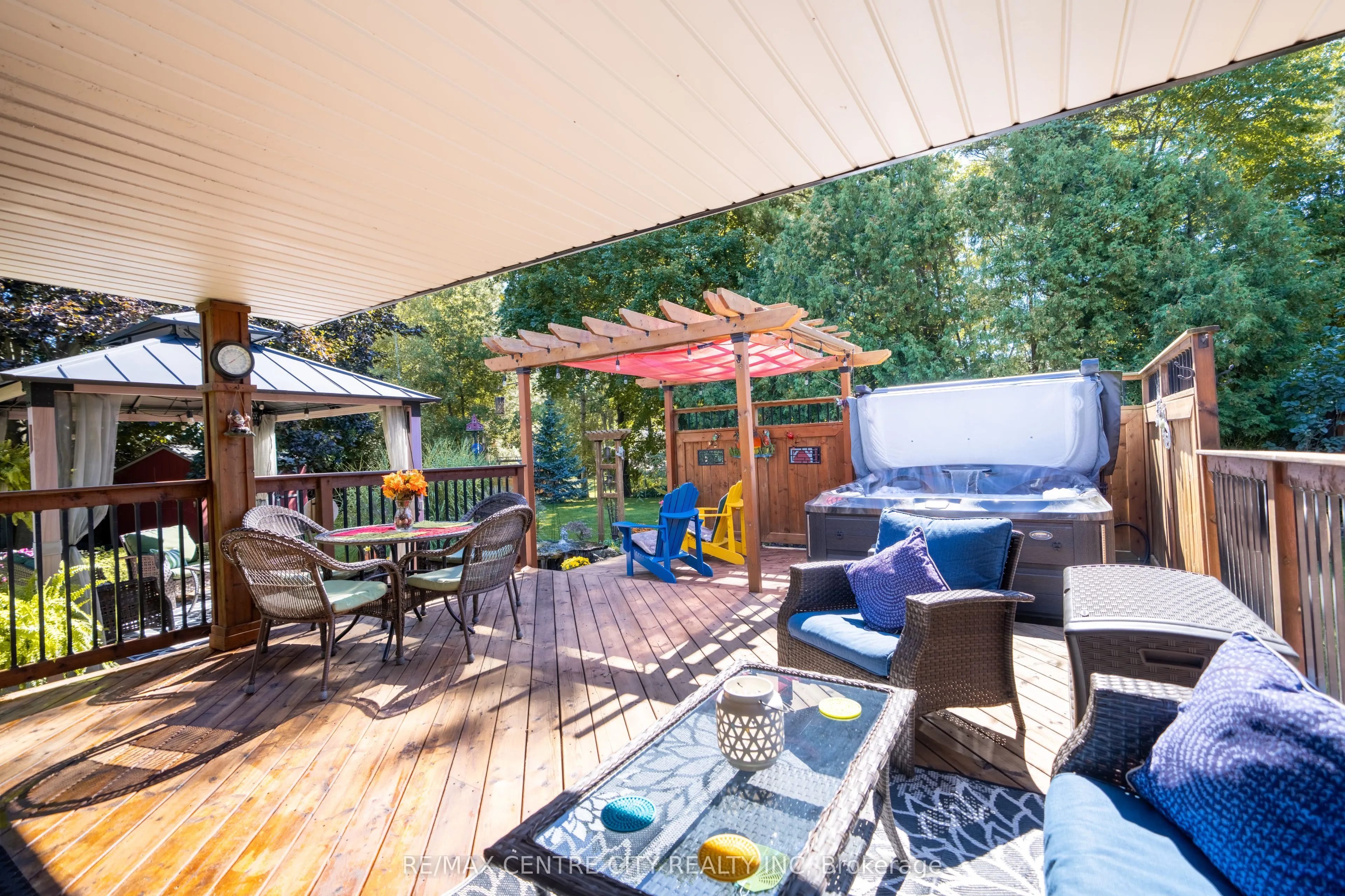 252 Mill Pond Crescent