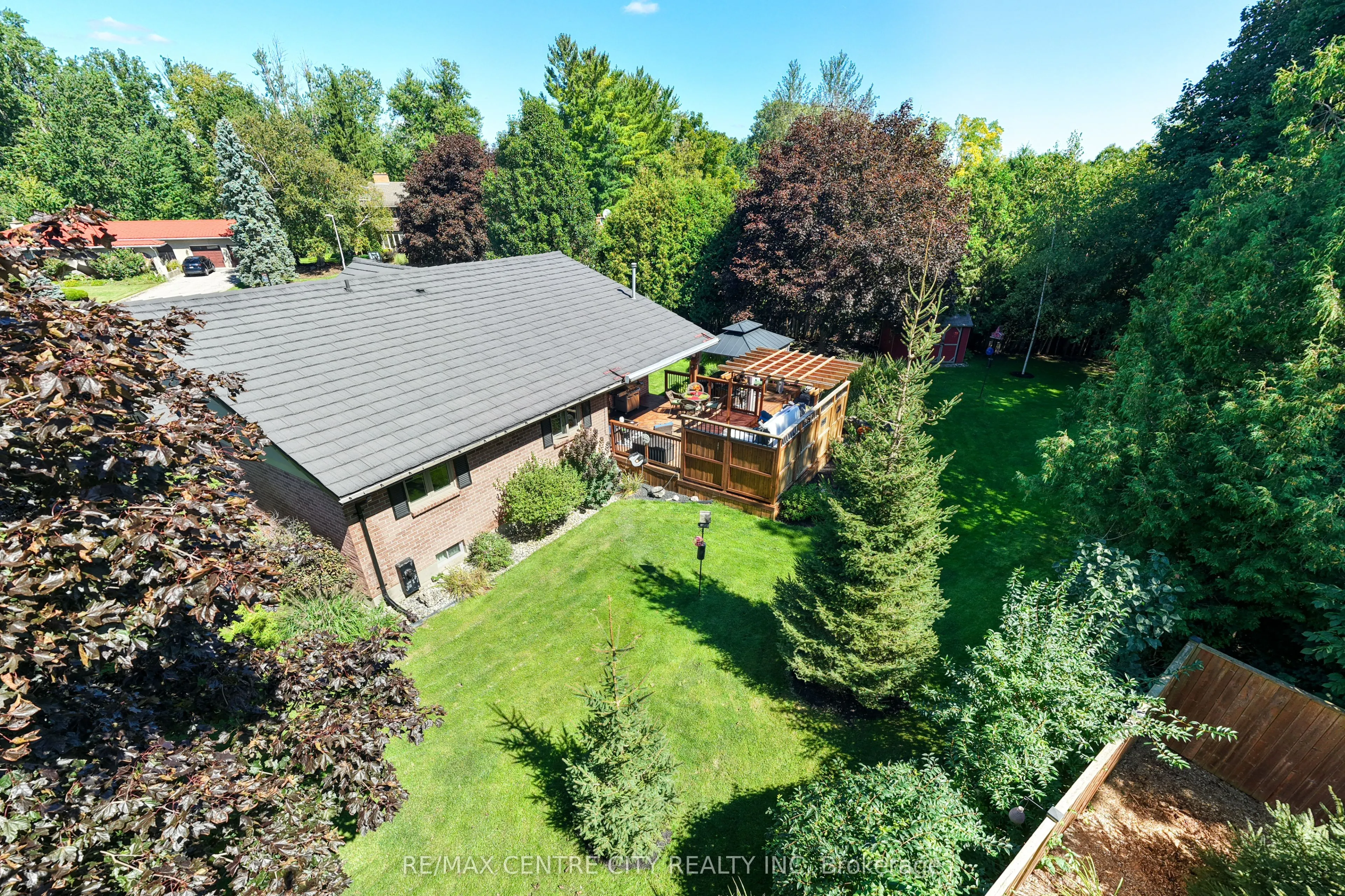 252 Mill Pond Crescent