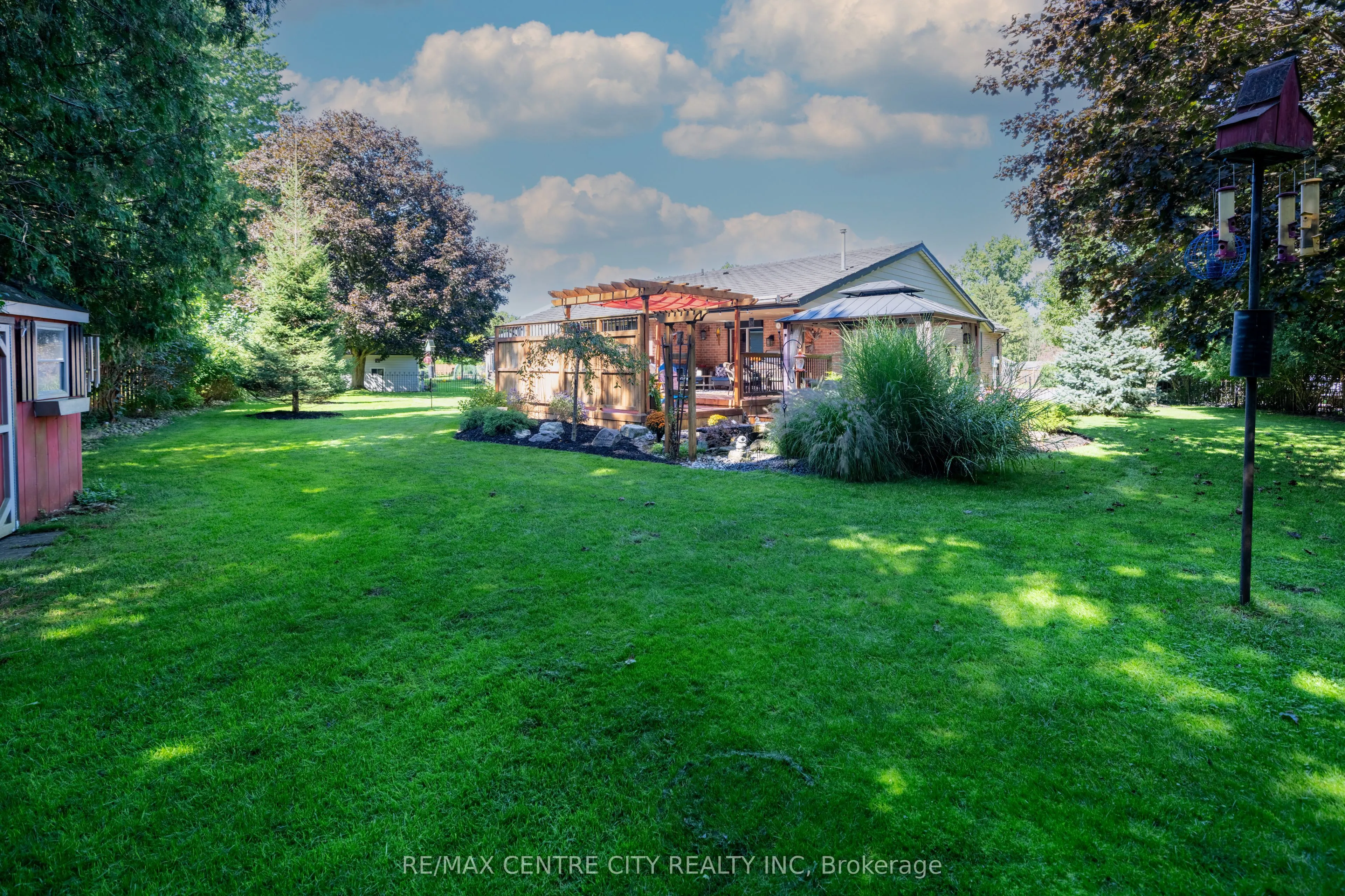 252 Mill Pond Crescent