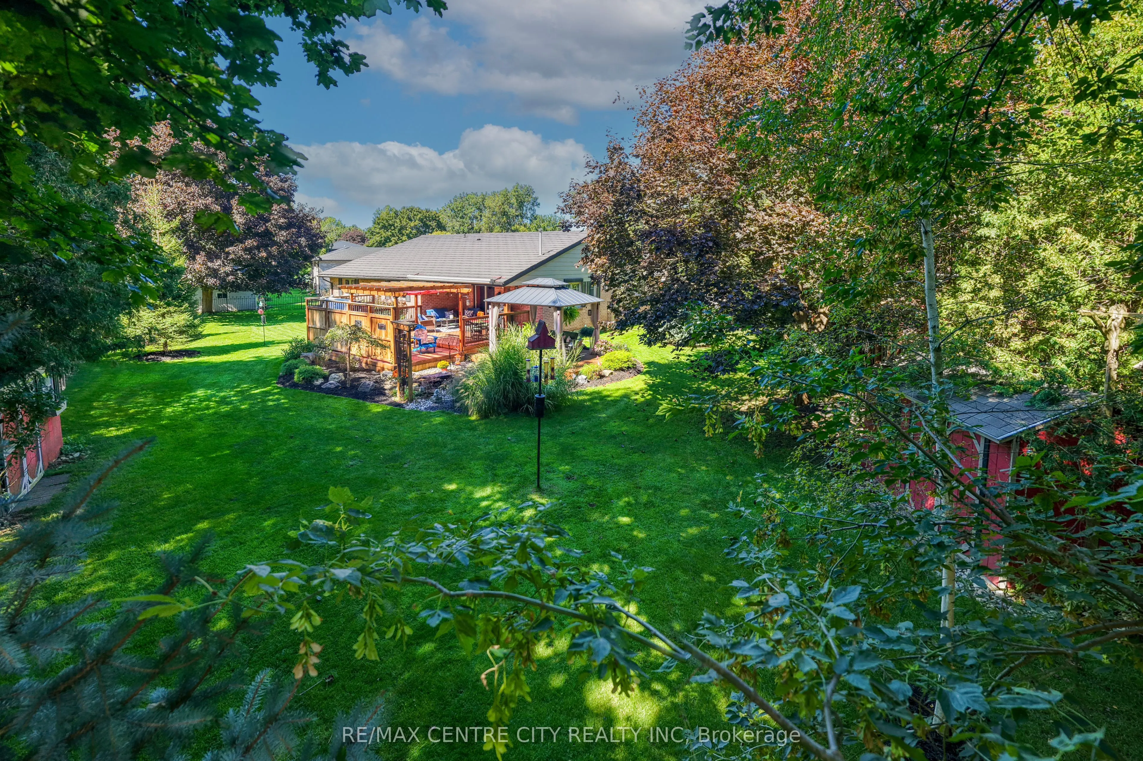252 Mill Pond Crescent