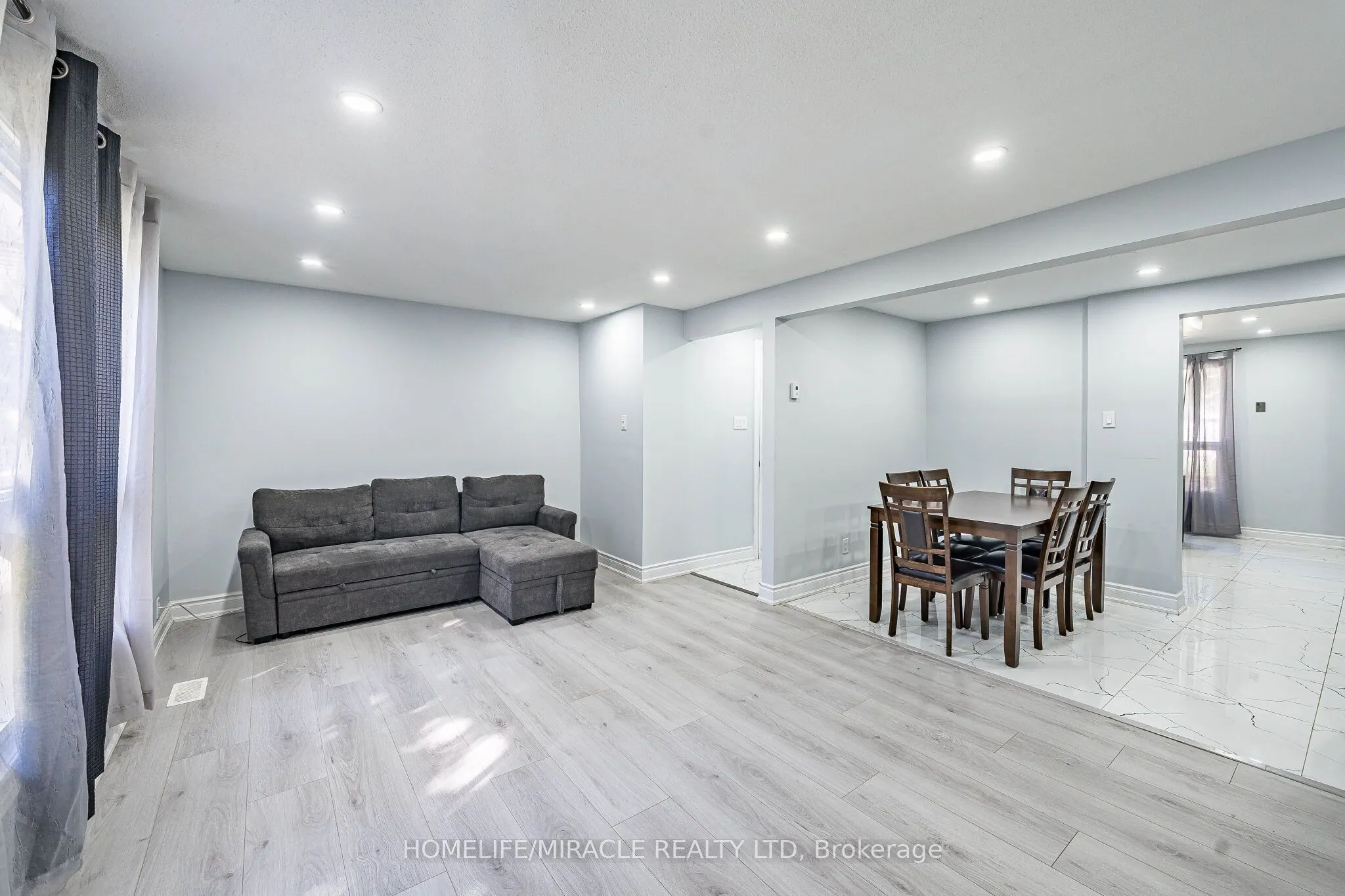 425 Dunvegan Drive #B