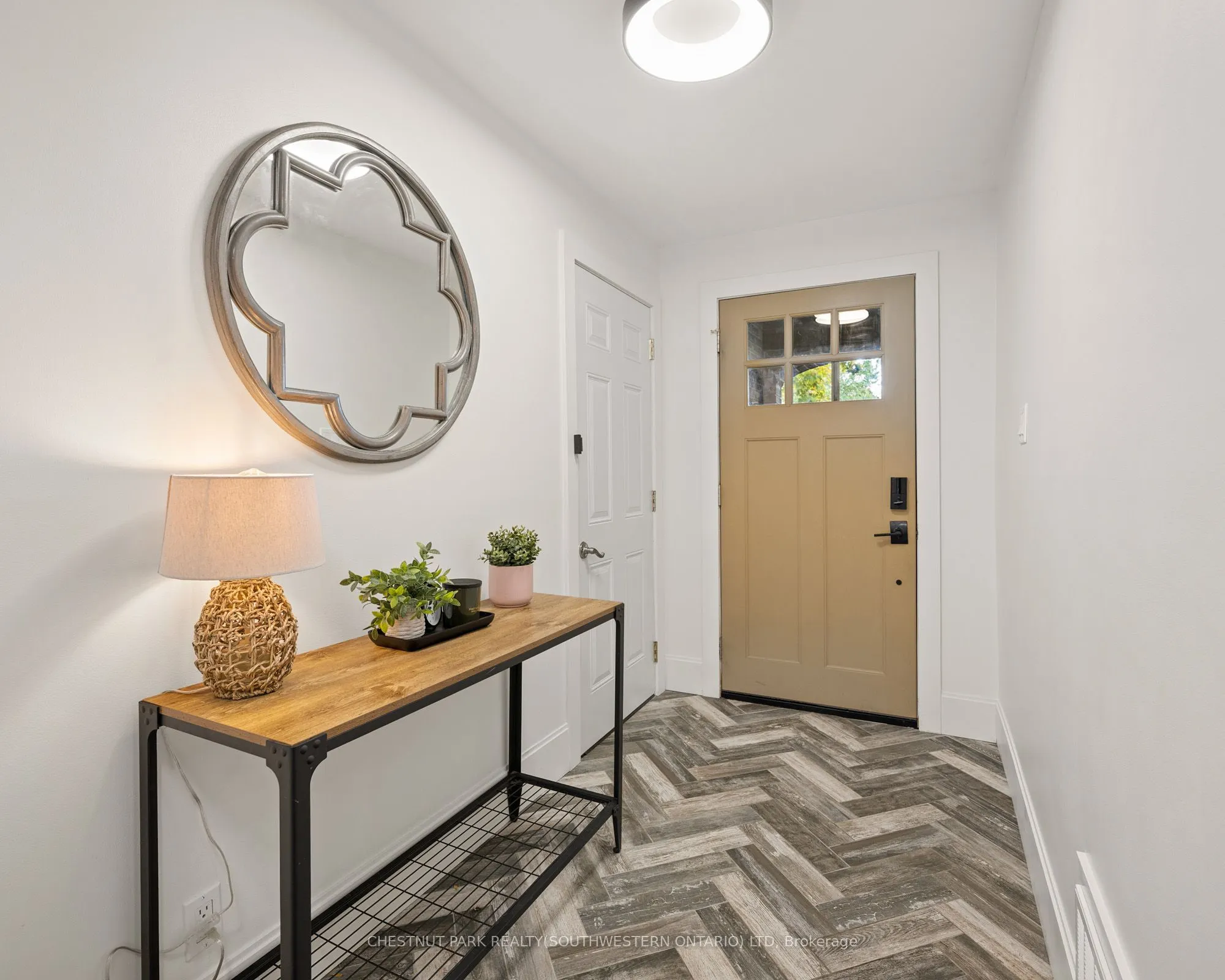 361 Lee Circle