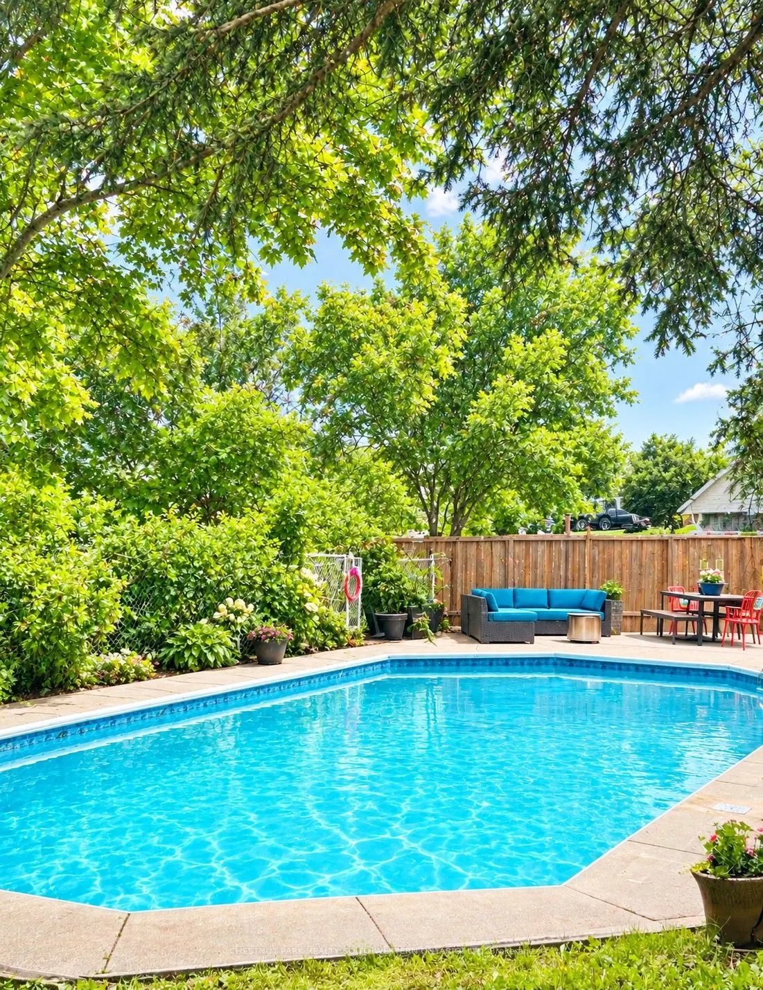 361 Lee Circle