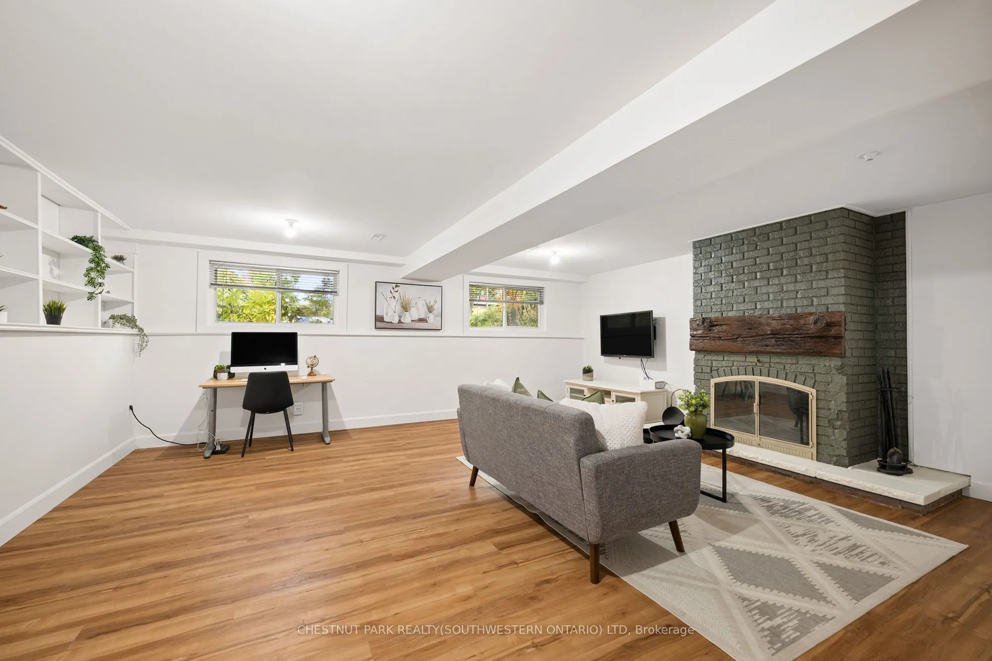 361 Lee Circle