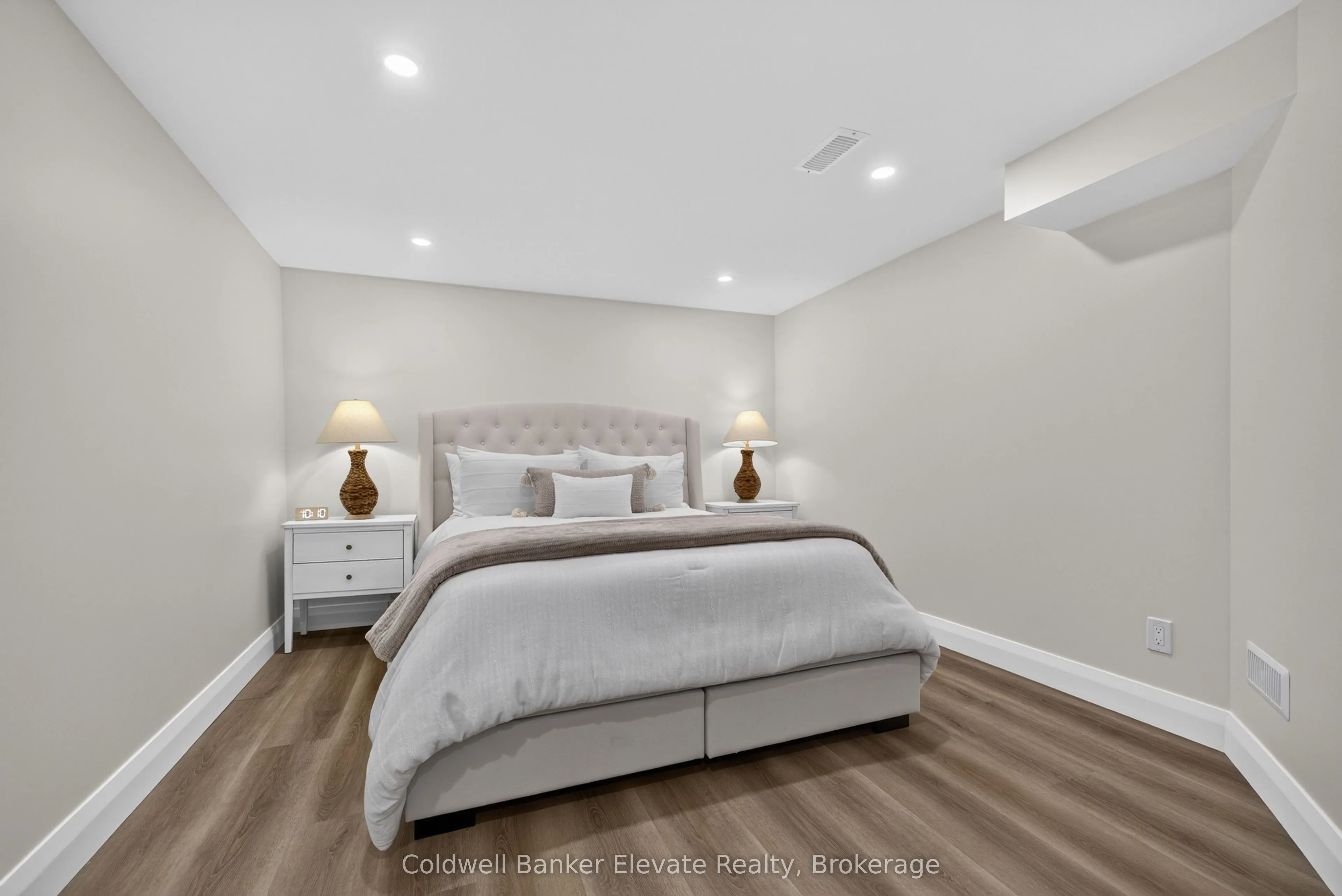 111 Kingswood Drive
