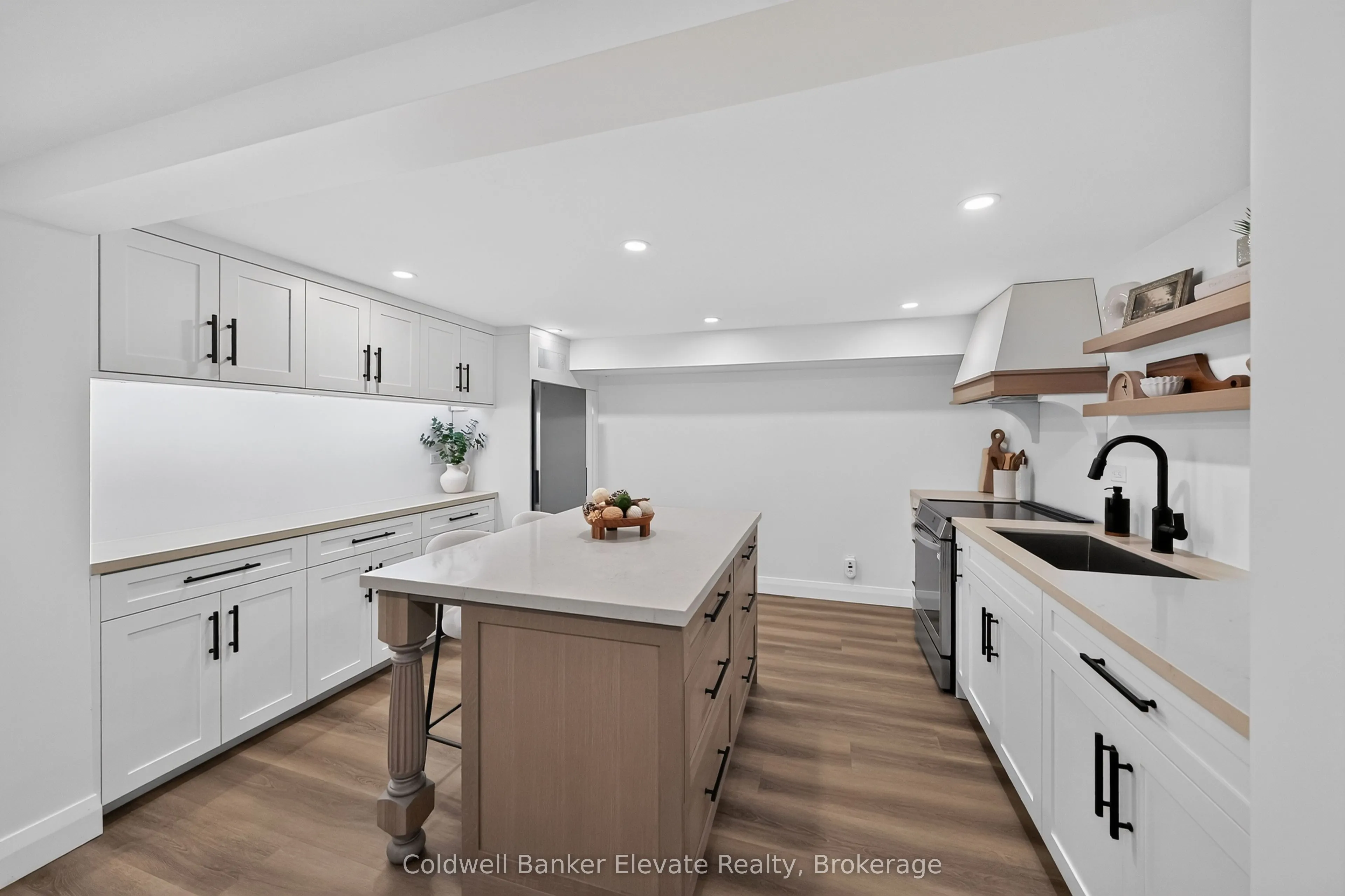 111 Kingswood Drive
