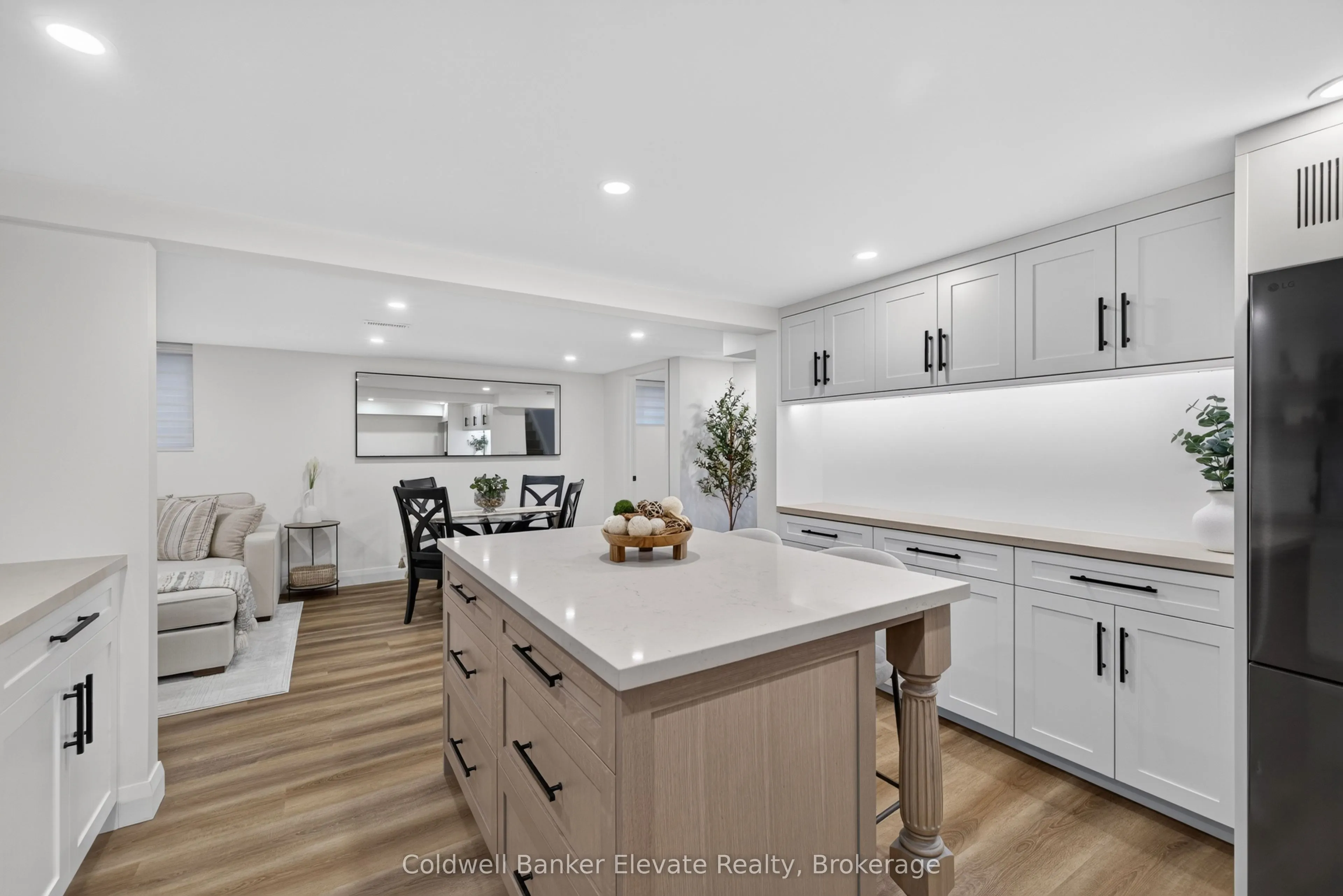 111 Kingswood Drive