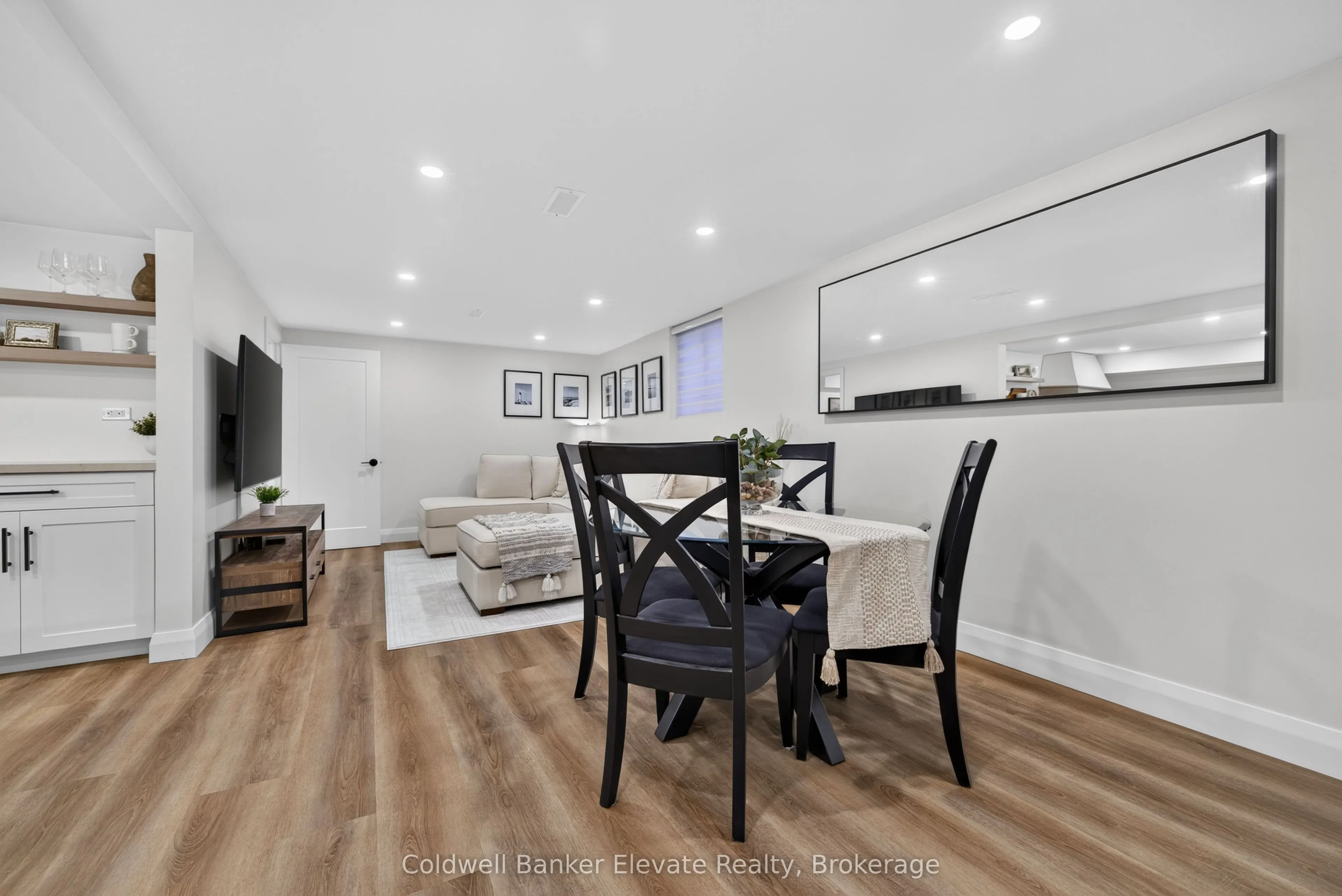 111 Kingswood Drive