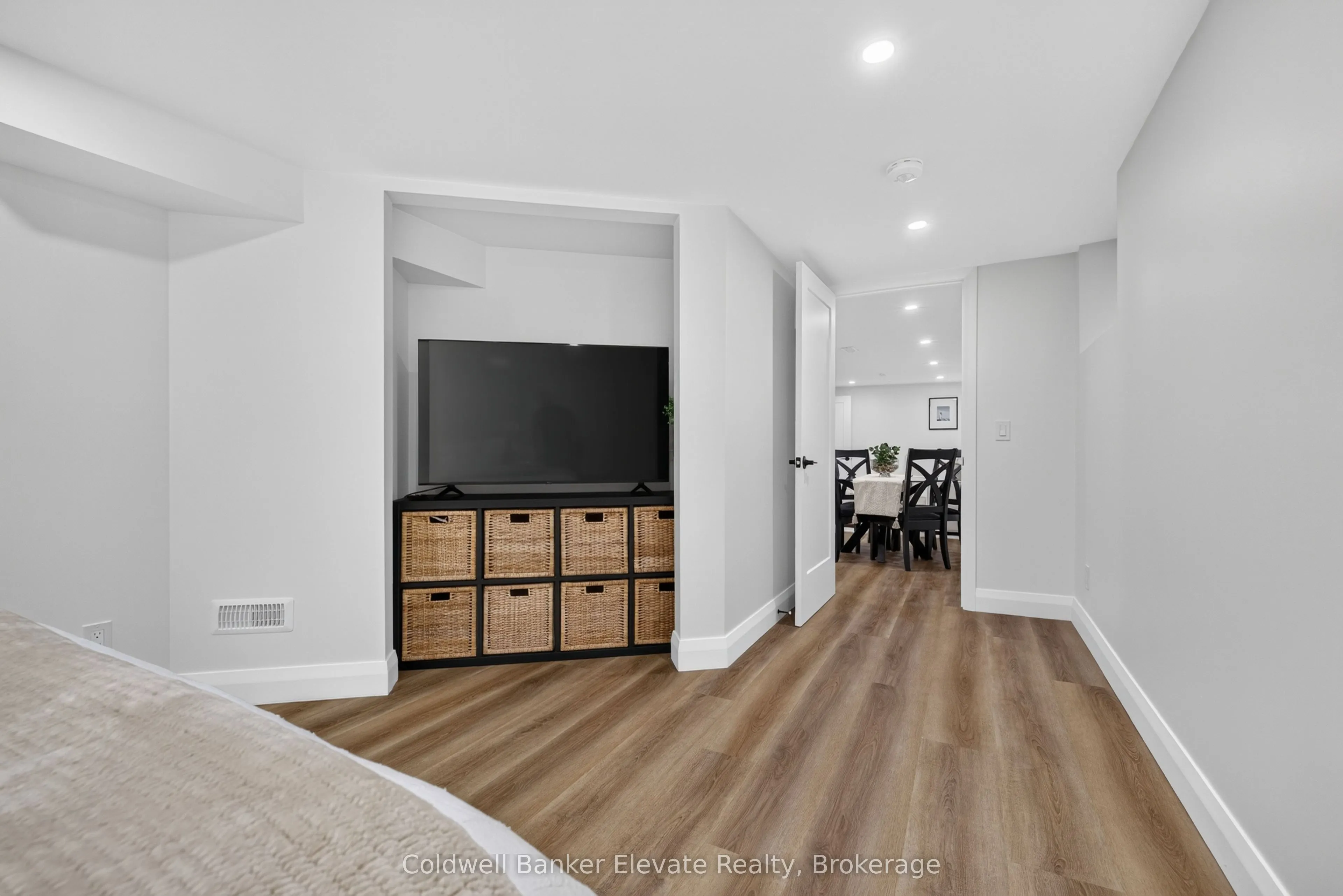 111 Kingswood Drive