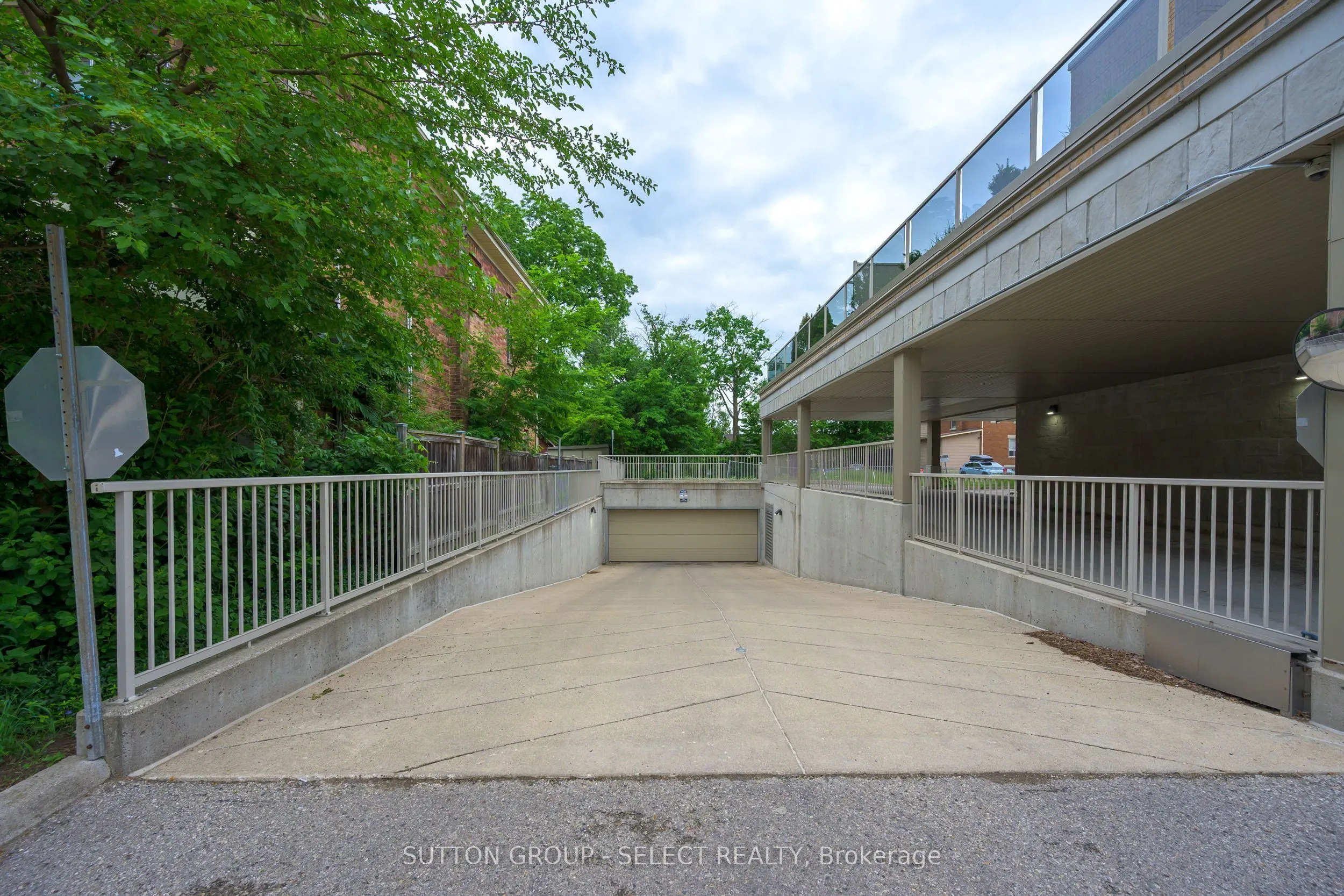 162 Wortley Road #305
