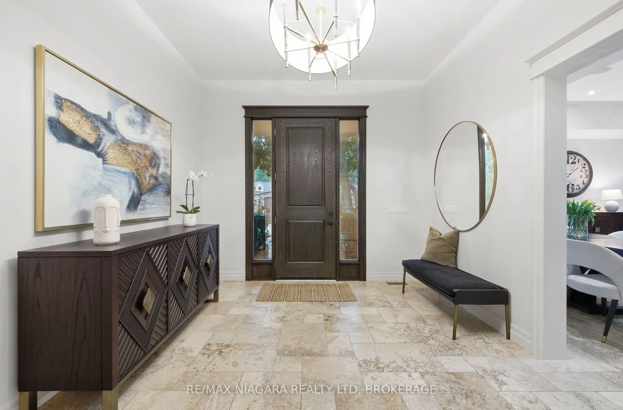 13 Royal Henley Boulevard
