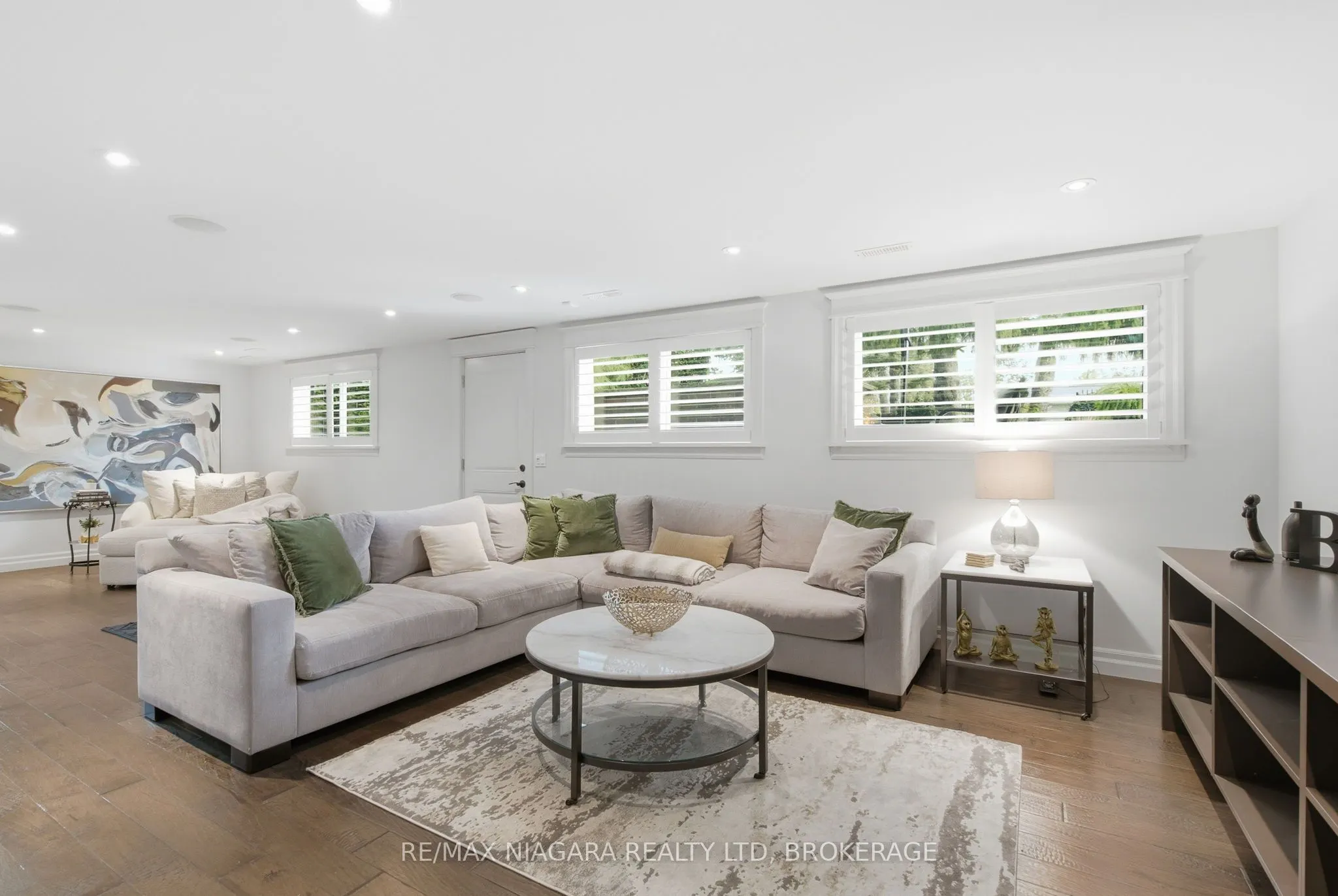 13 Royal Henley Boulevard