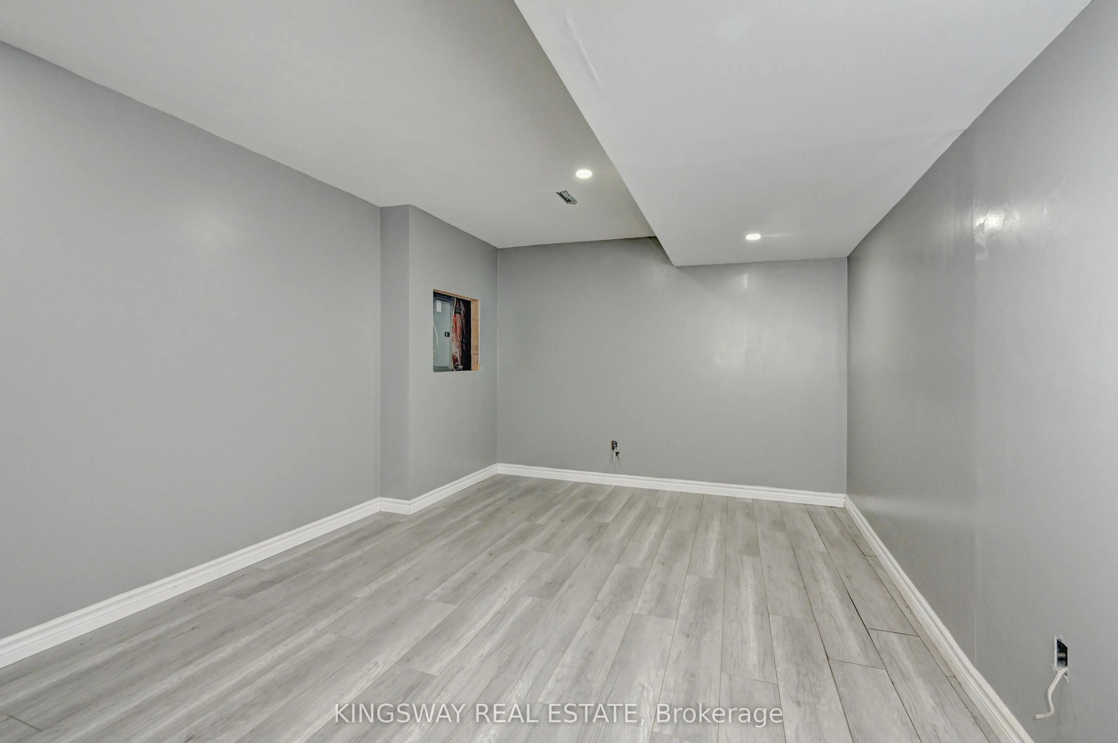103 Blackbird Circle