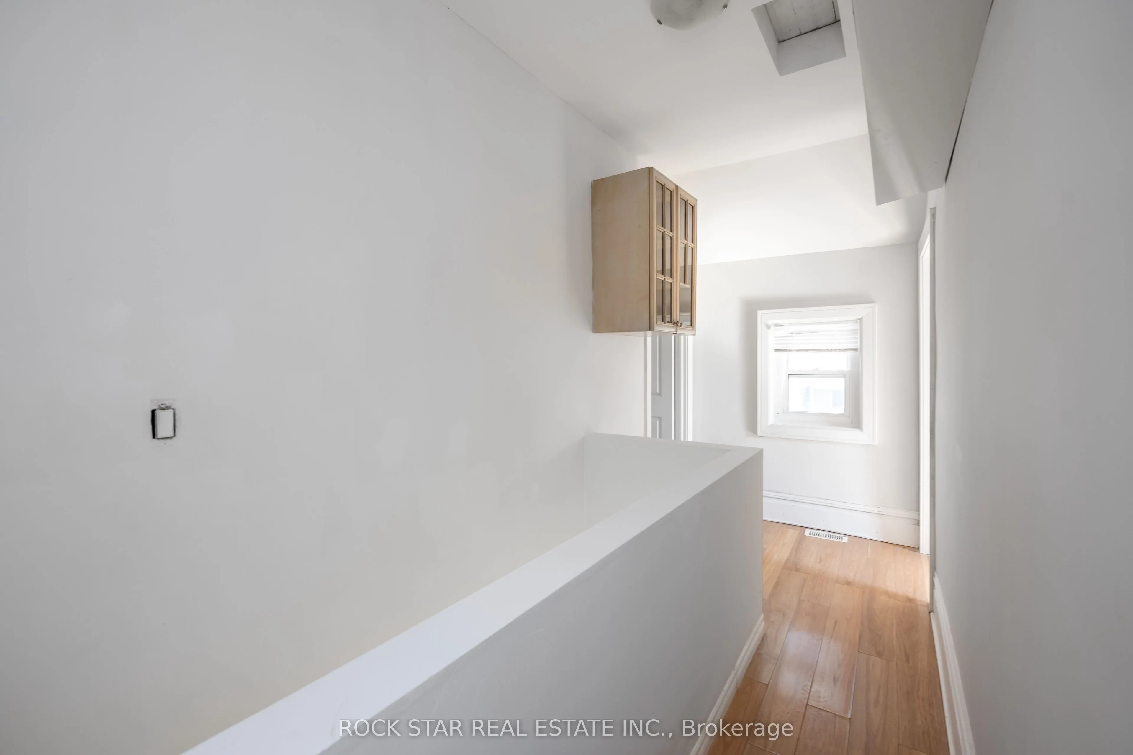 292 Fares Street