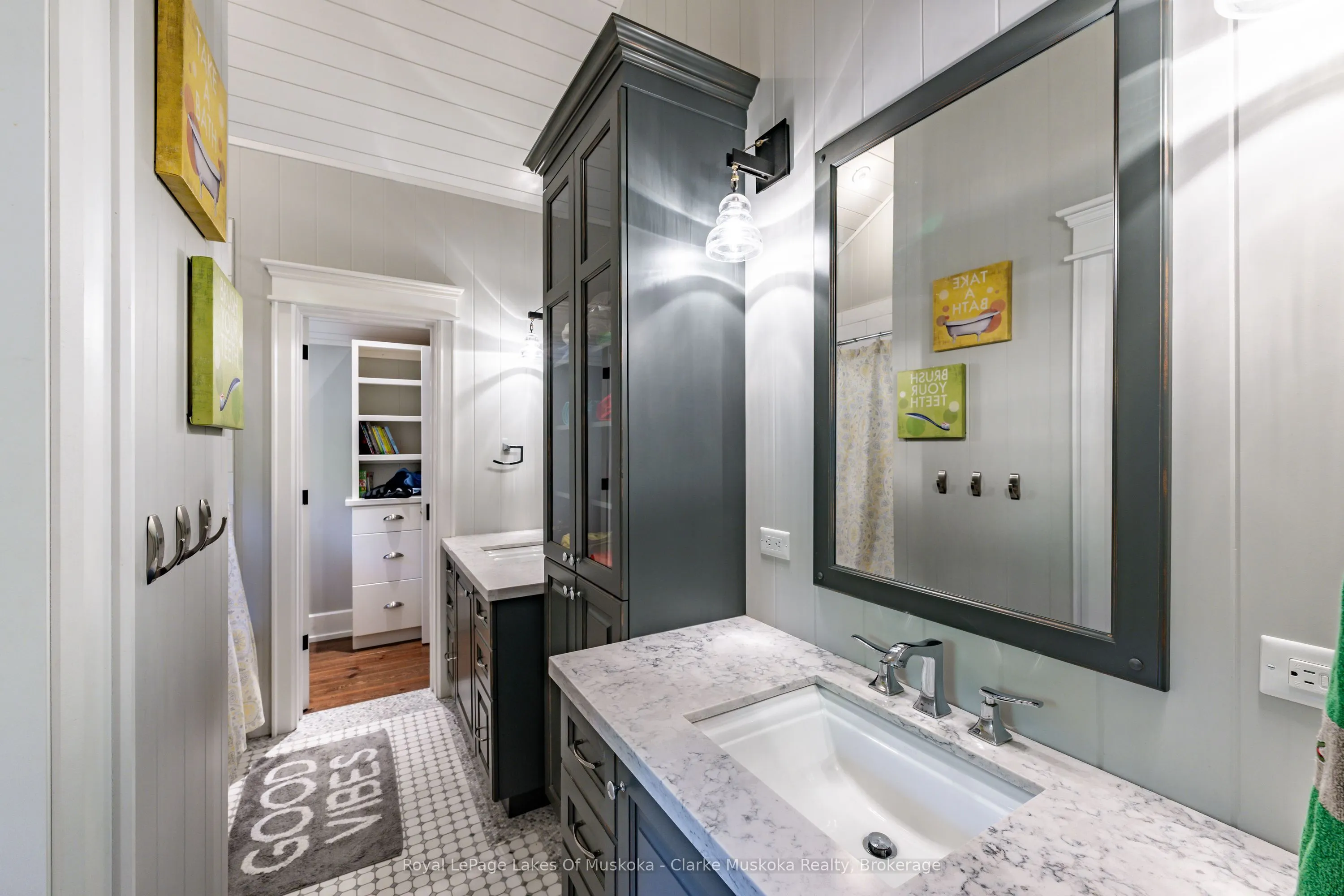 1052 Longhurst Road #15