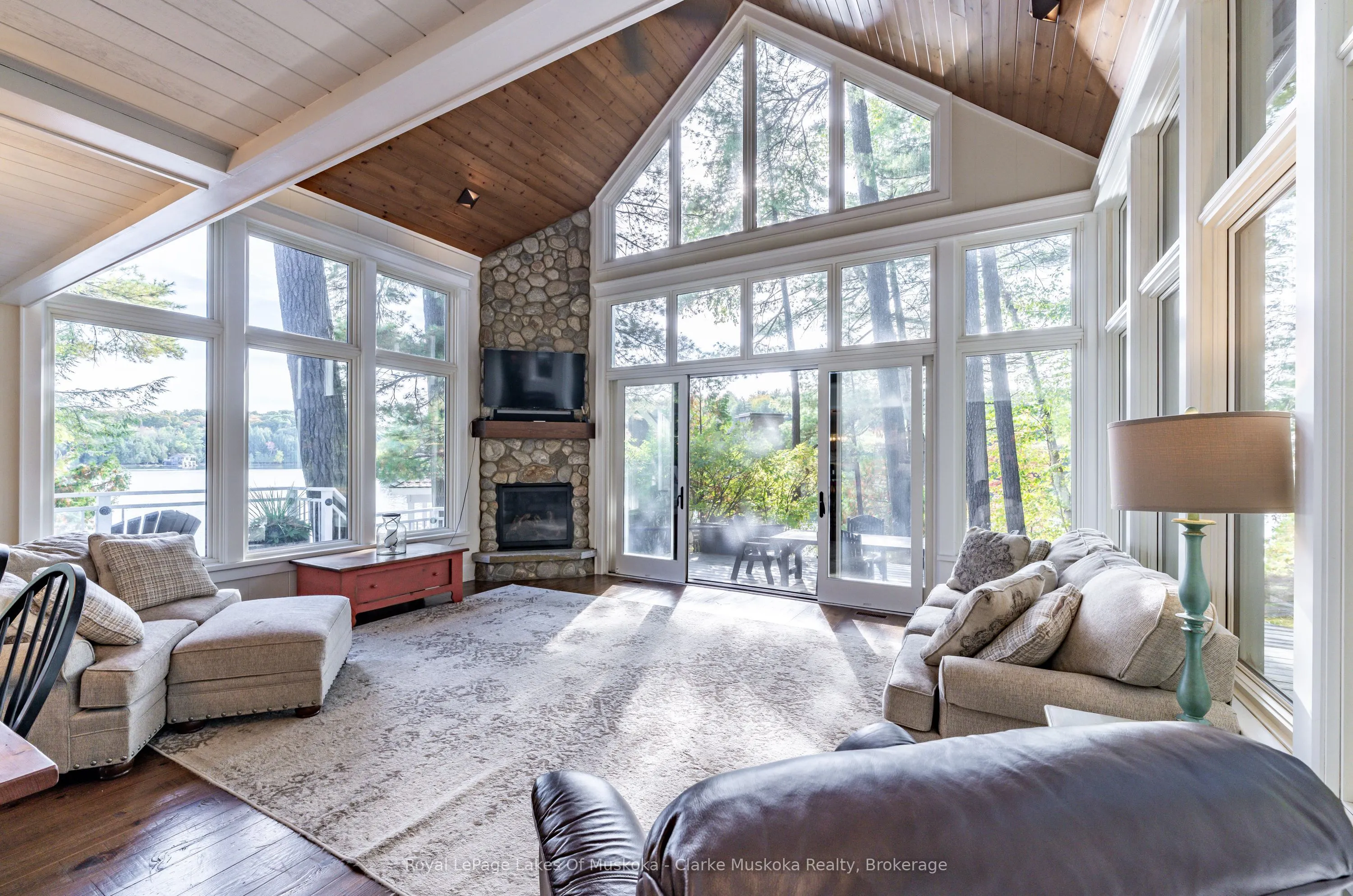 1052 Longhurst Road #15