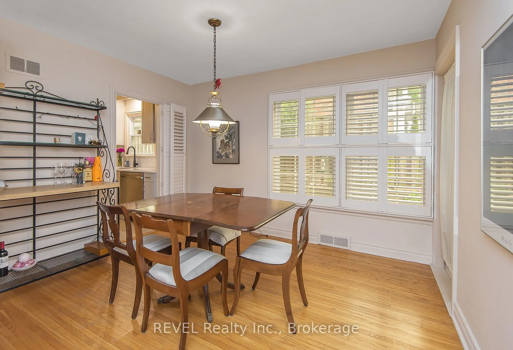 113 St. Paul Crescent