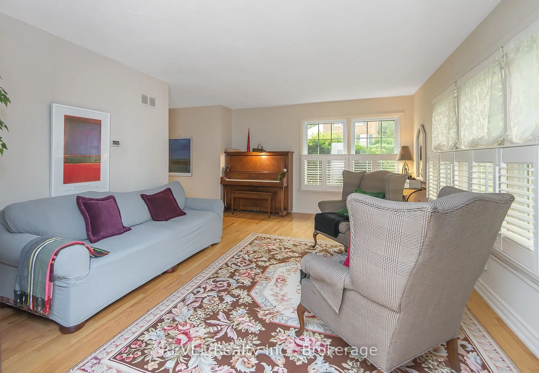 113 St. Paul Crescent