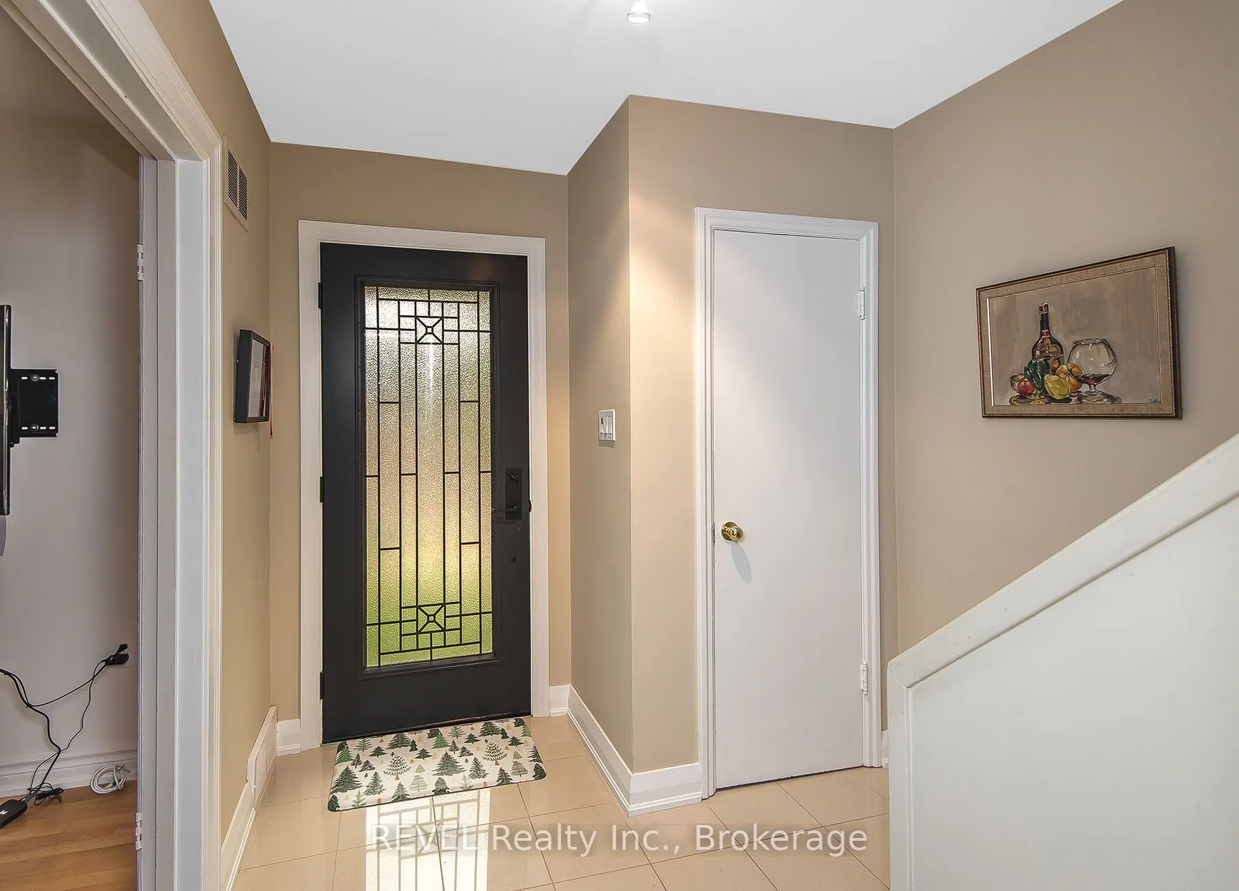 113 St. Paul Crescent