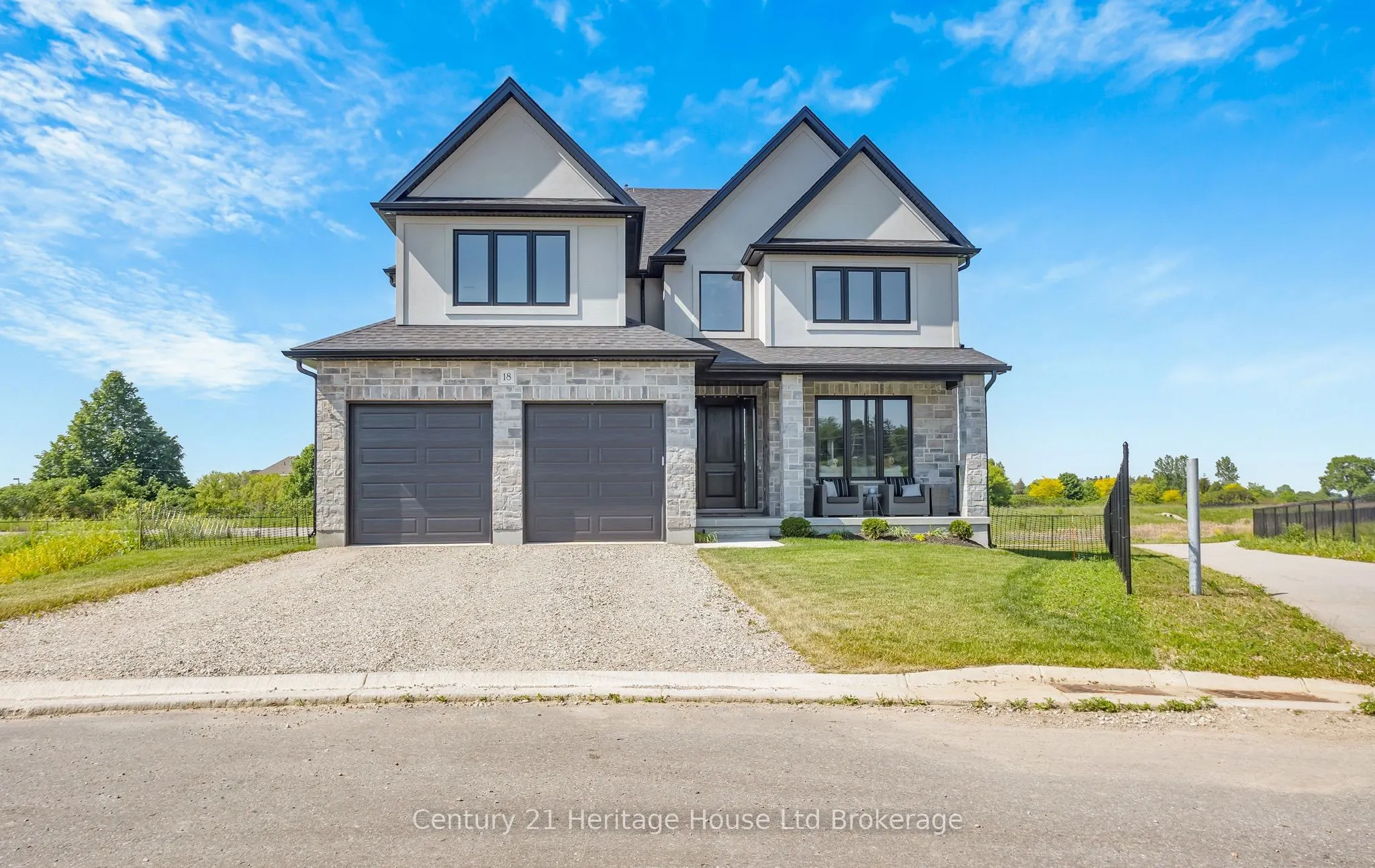 18 Thompson Court