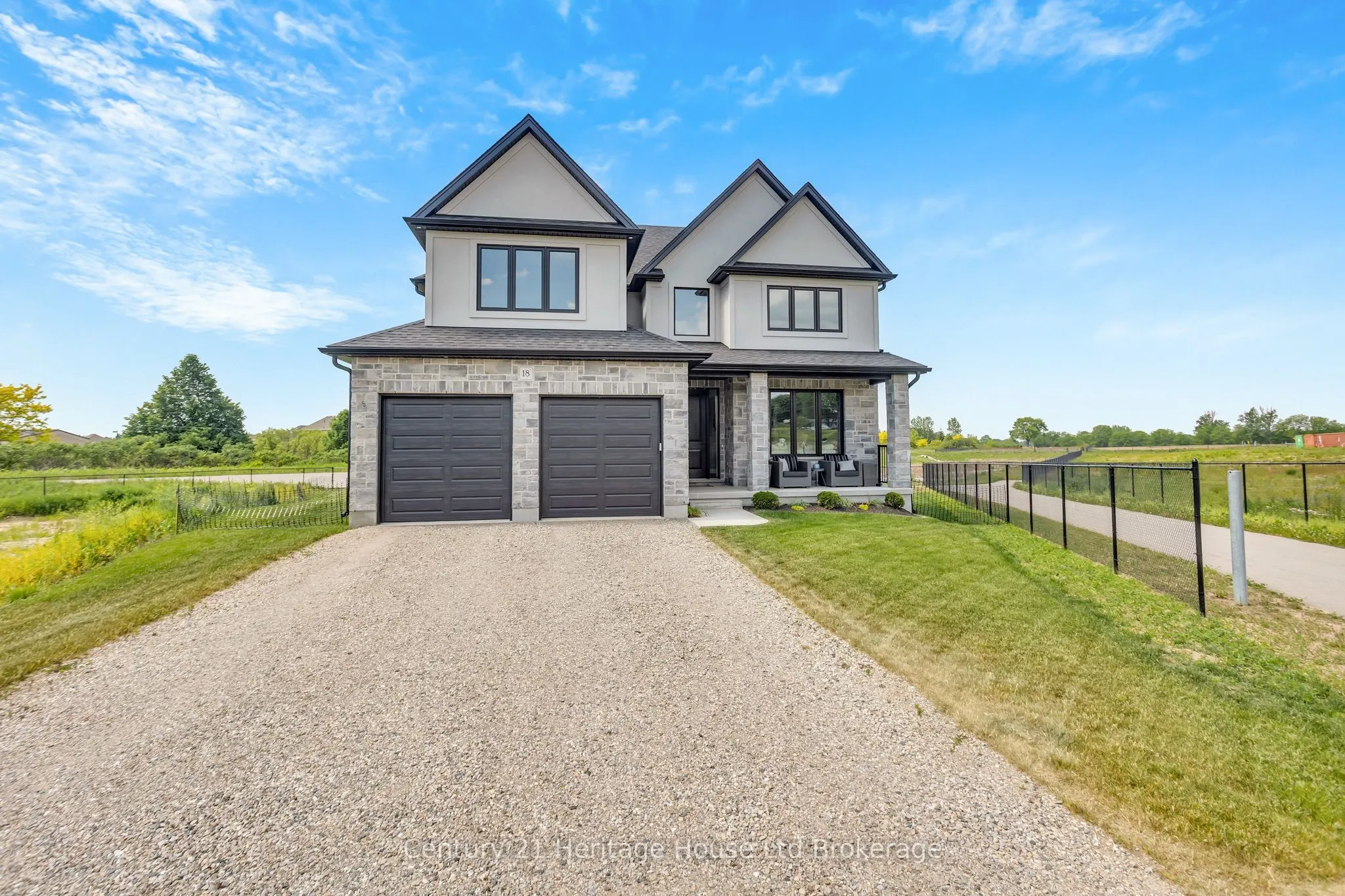 18 Thompson Court