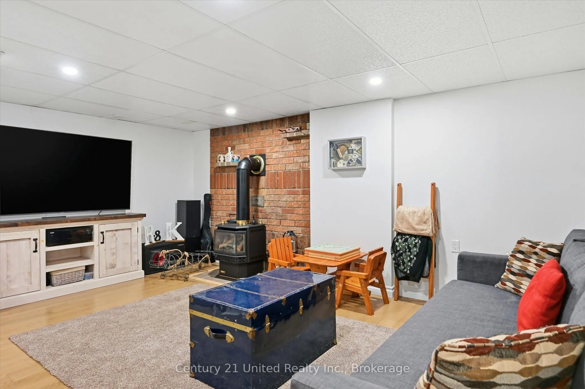 5 Emily Court