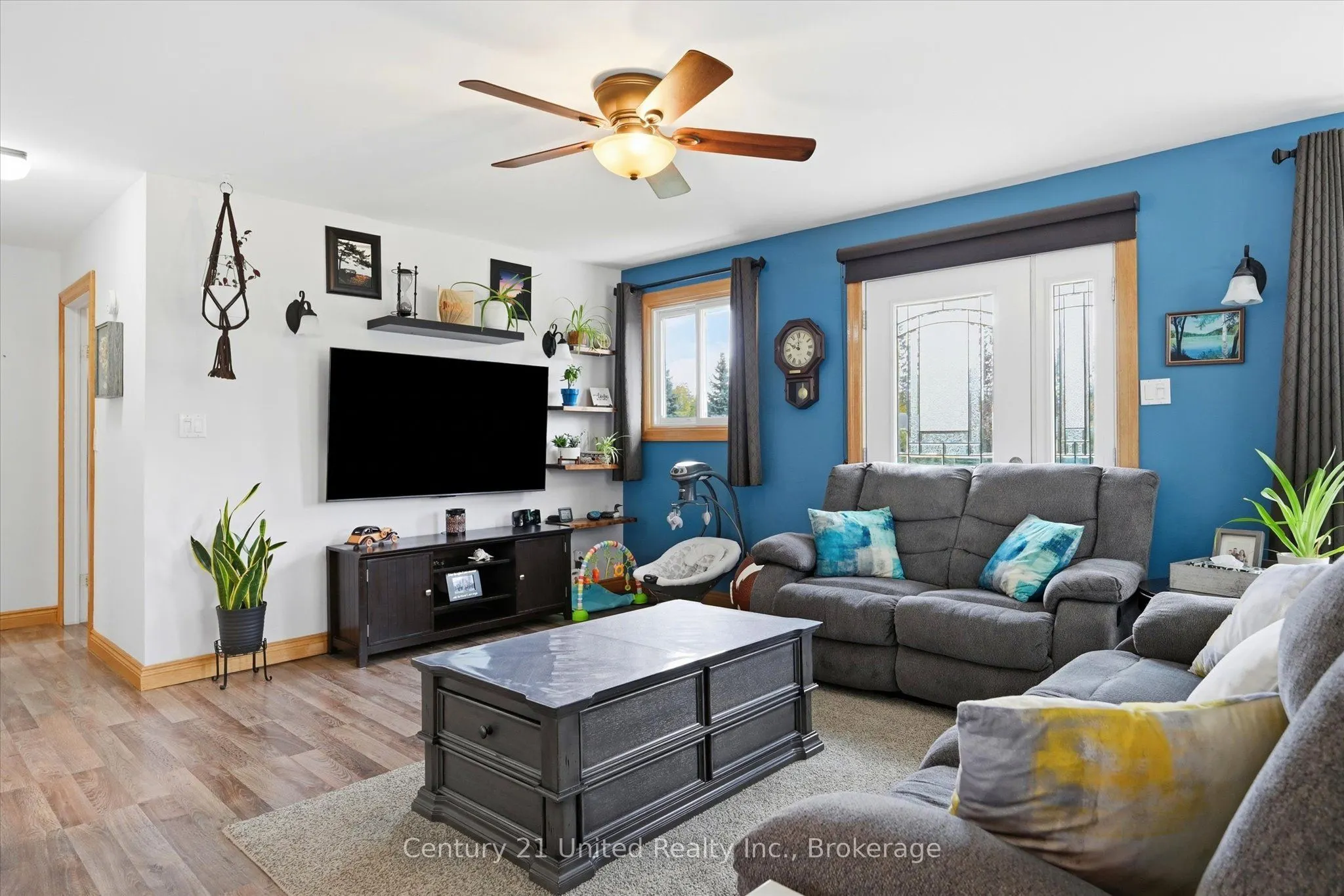 5 Emily Court