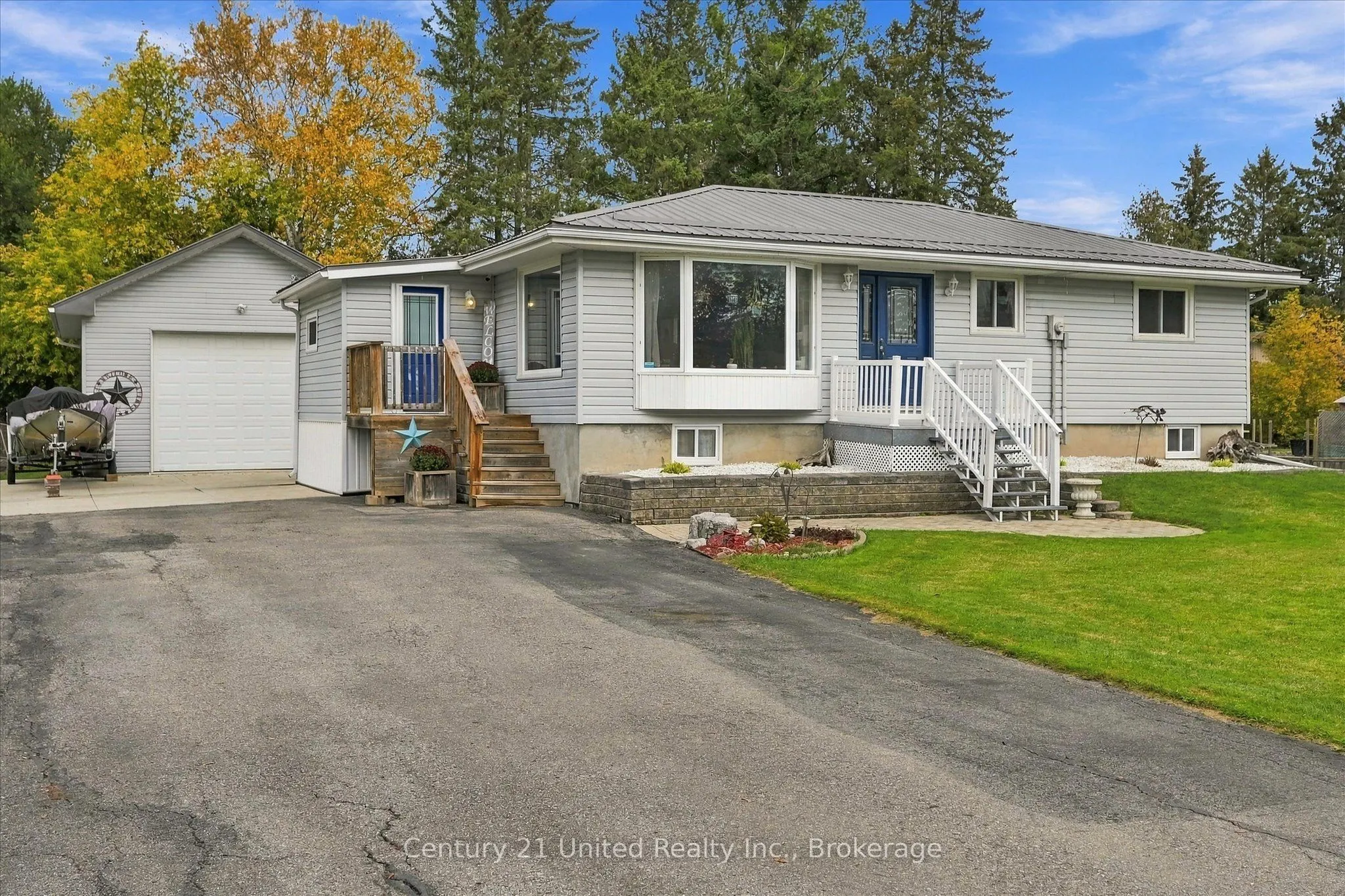 5 Emily Court