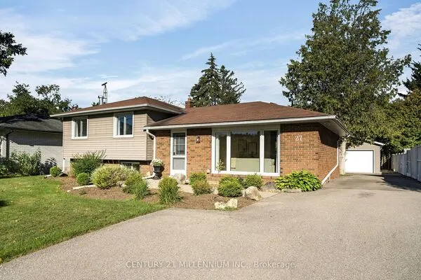 27 Dundas Street W