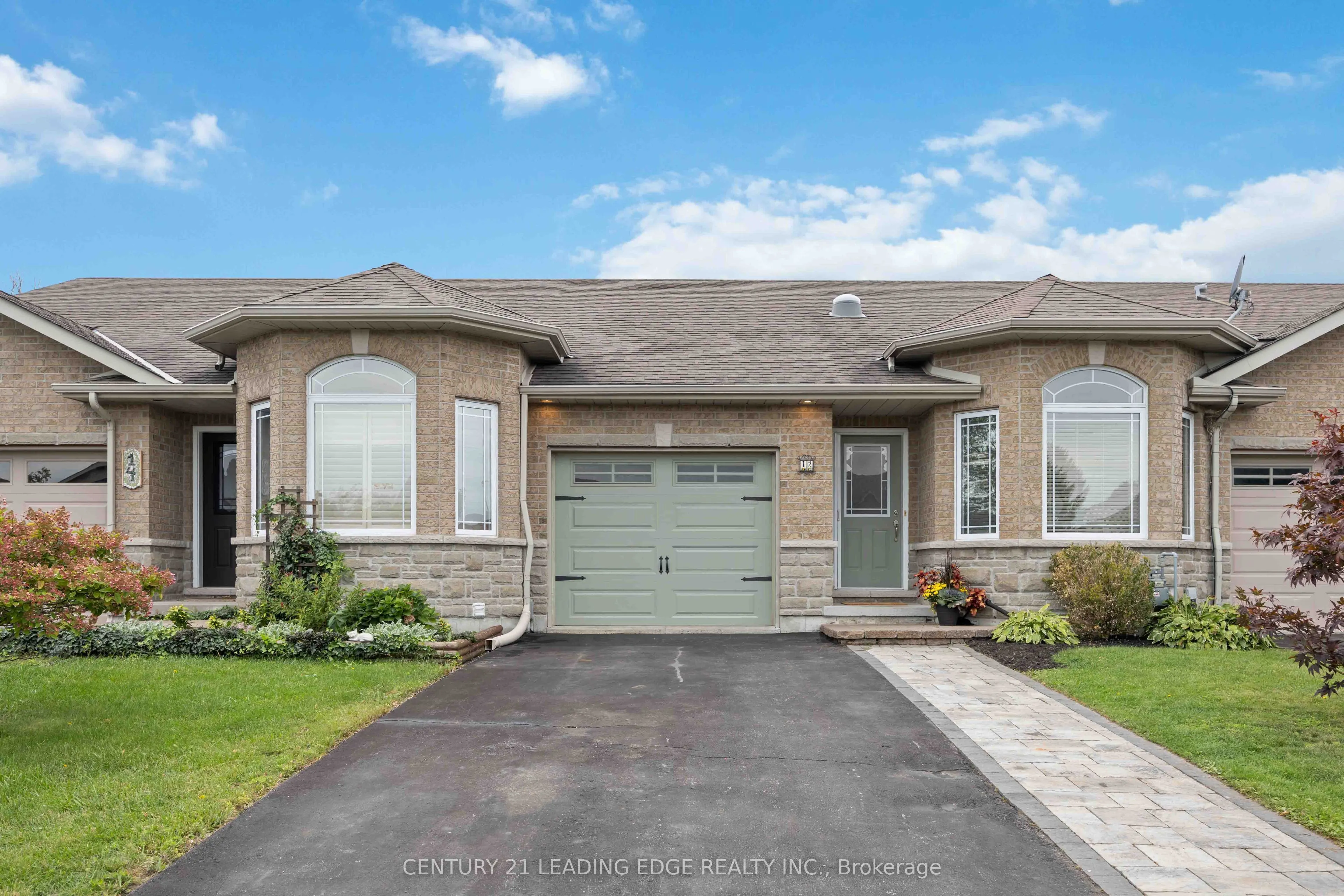 12 Ward Drive
