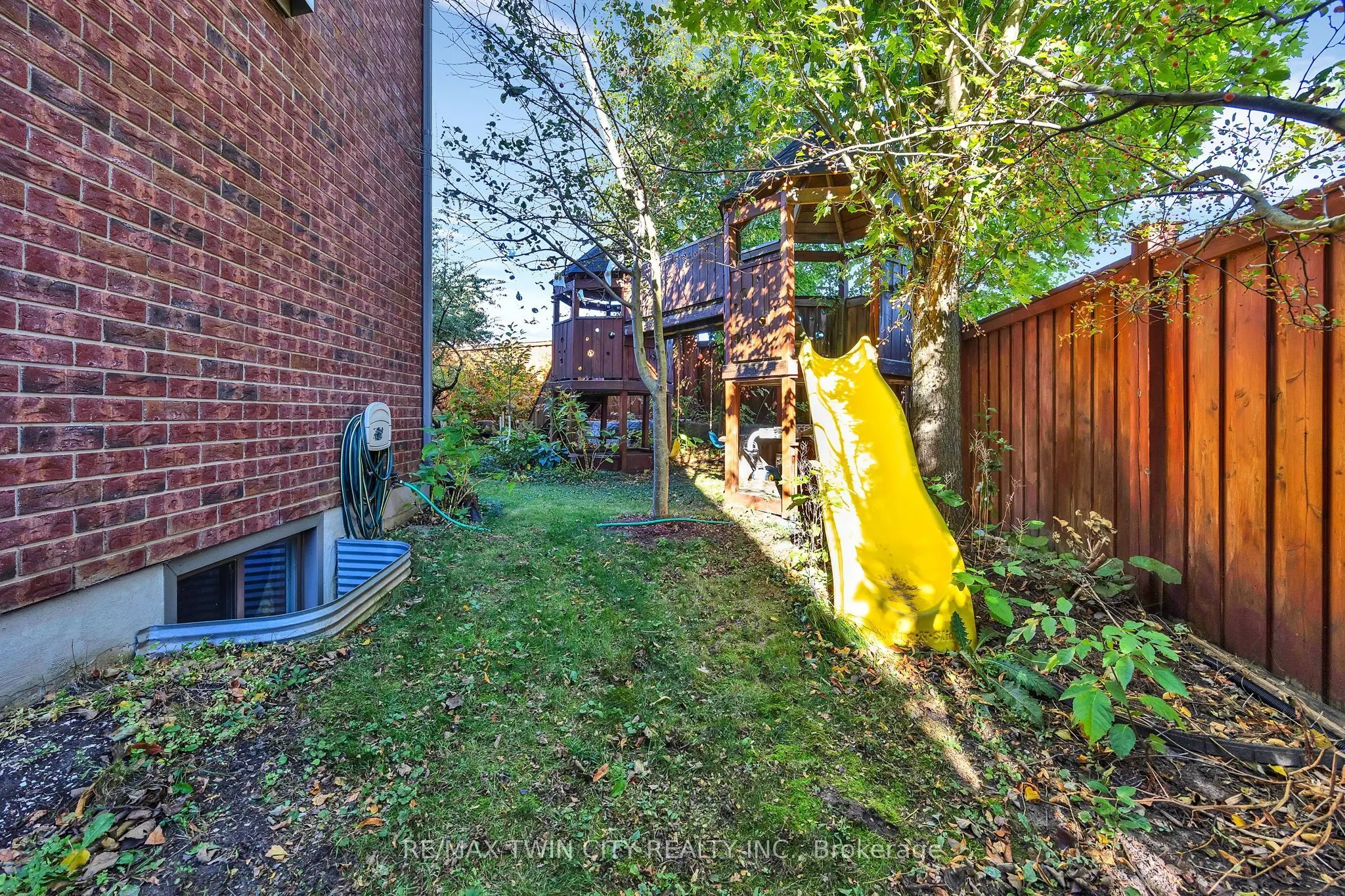 315 RIDEAU RIVER Place