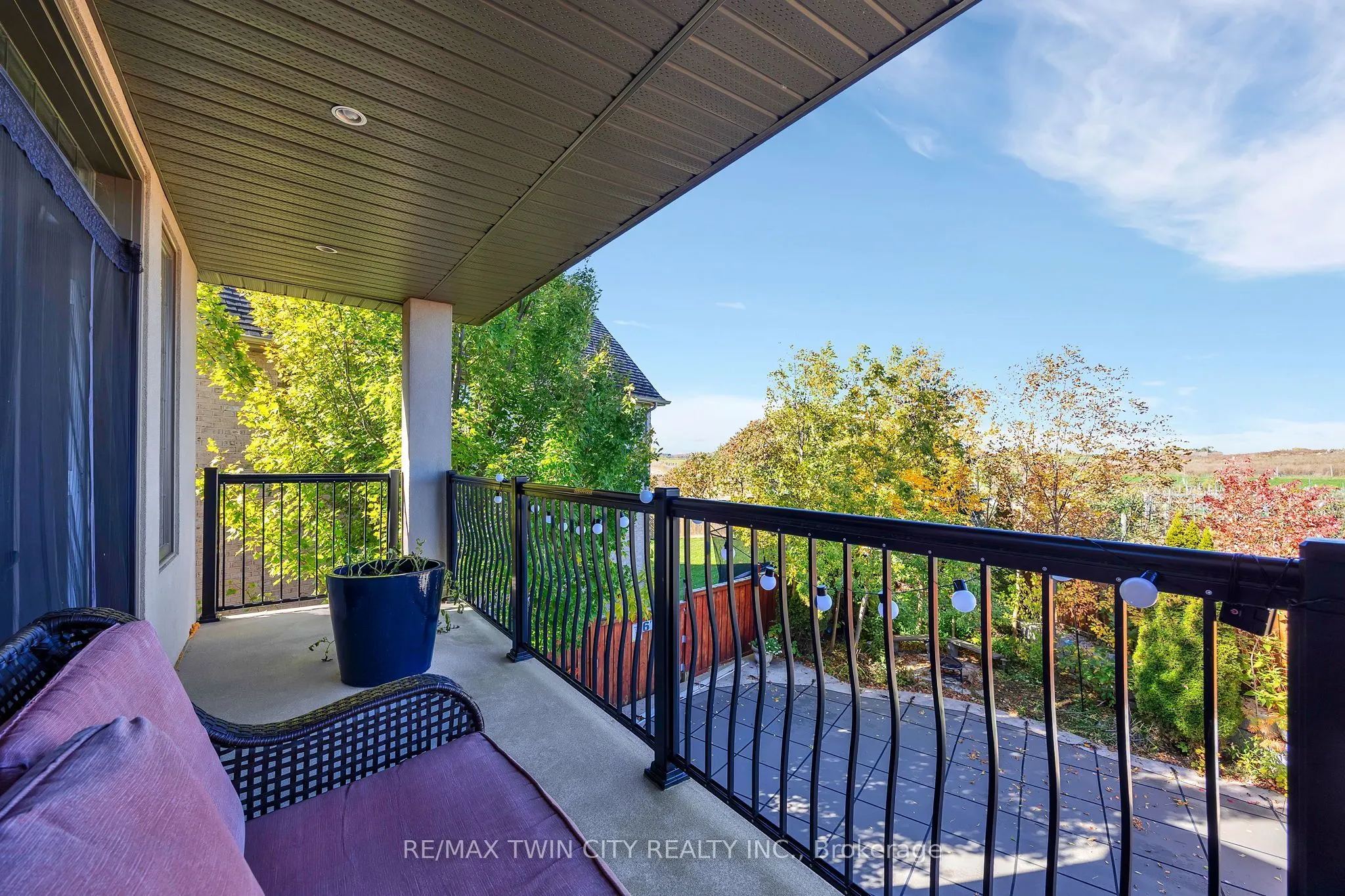 315 RIDEAU RIVER Place