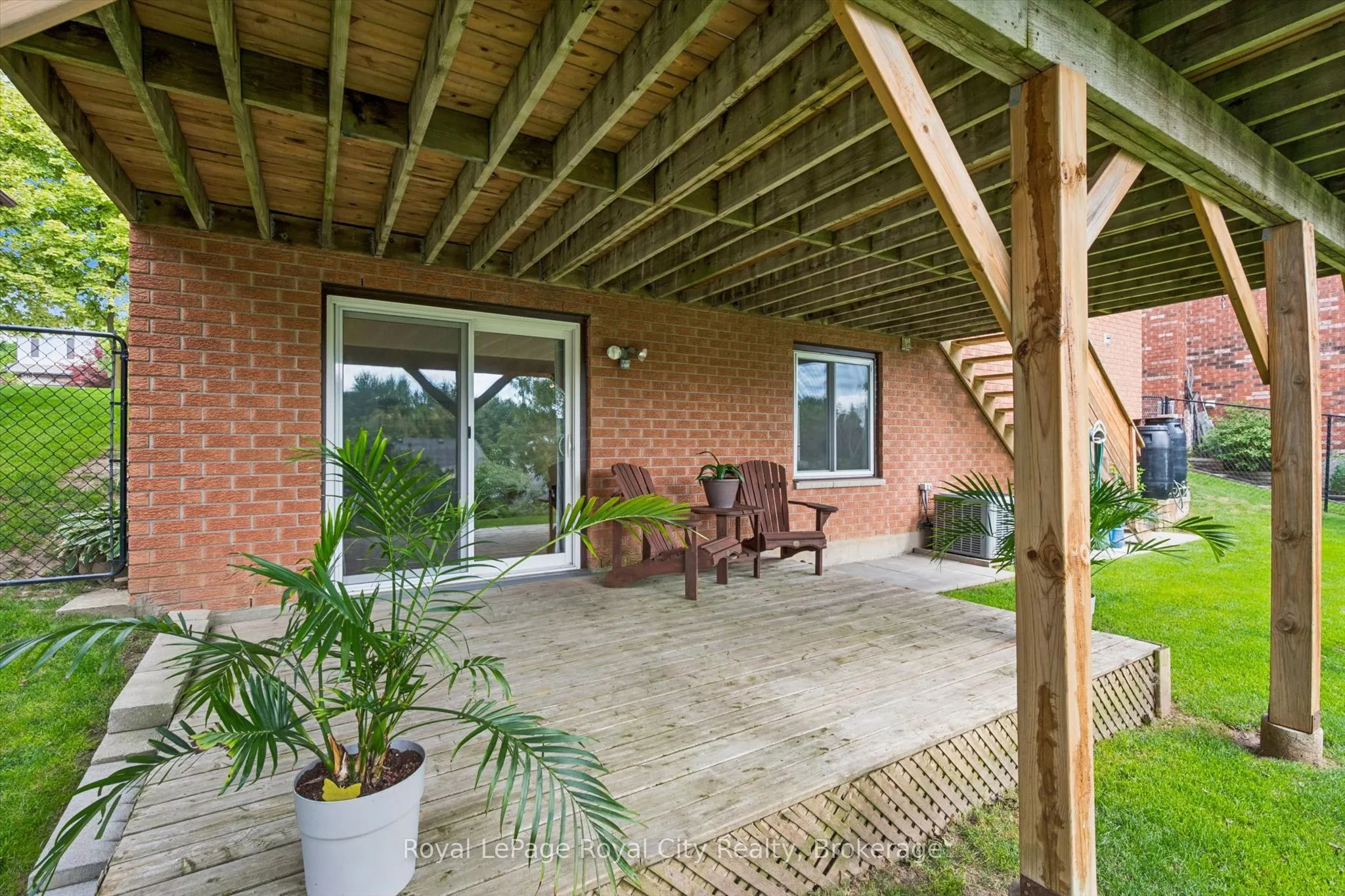 24 Greenwich Drive