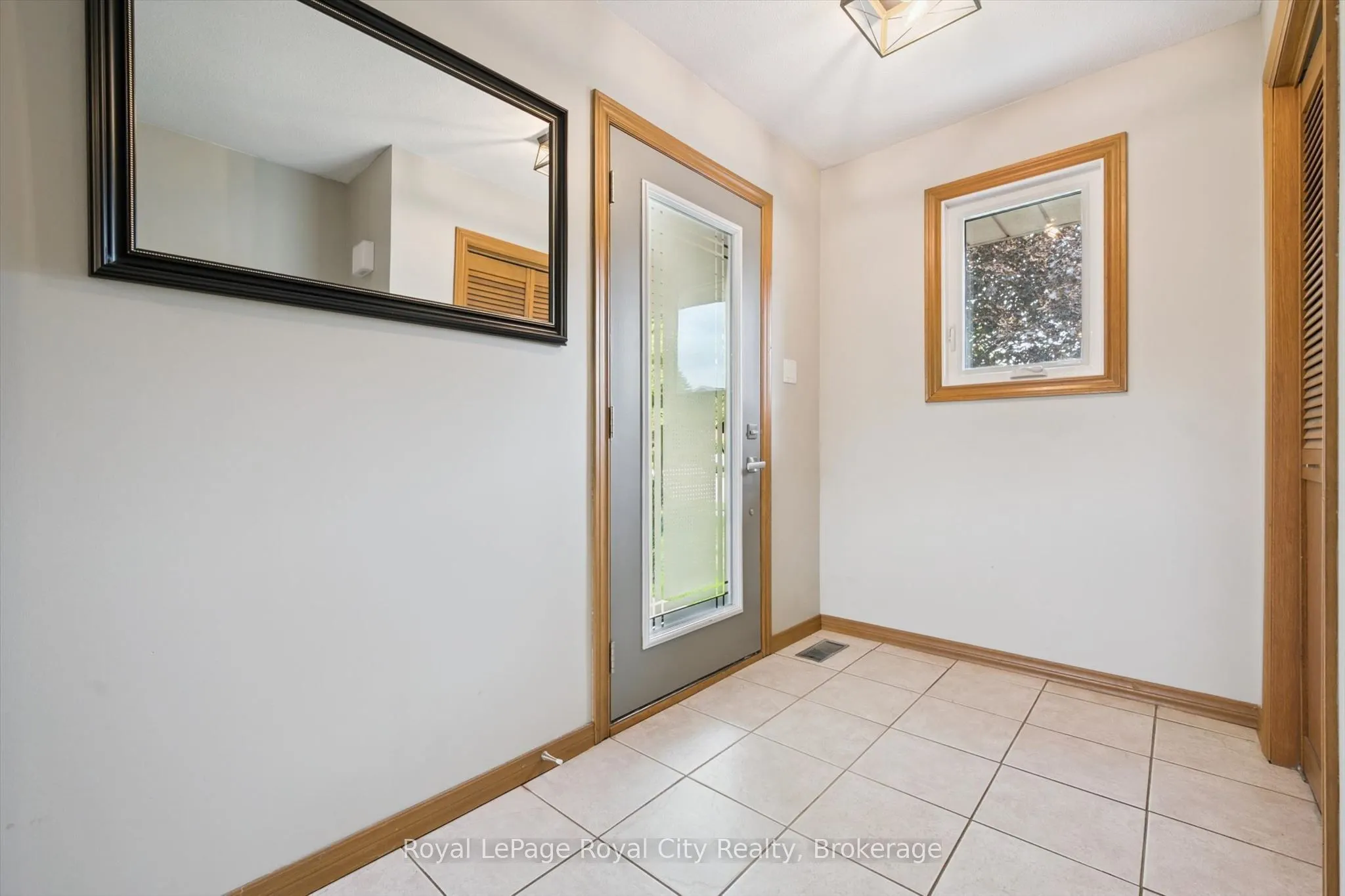 24 Greenwich Drive