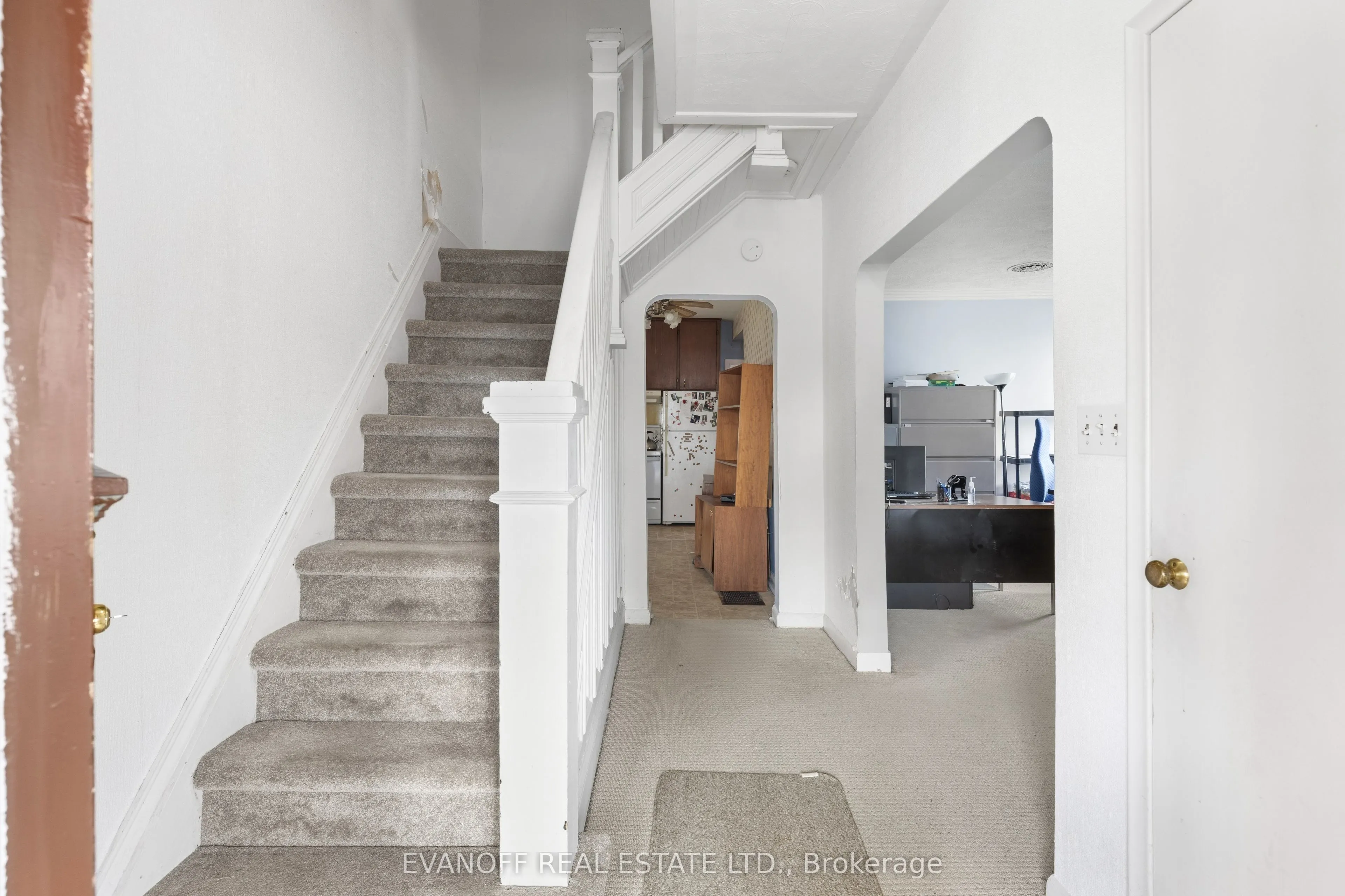 42 Lindsay Street
