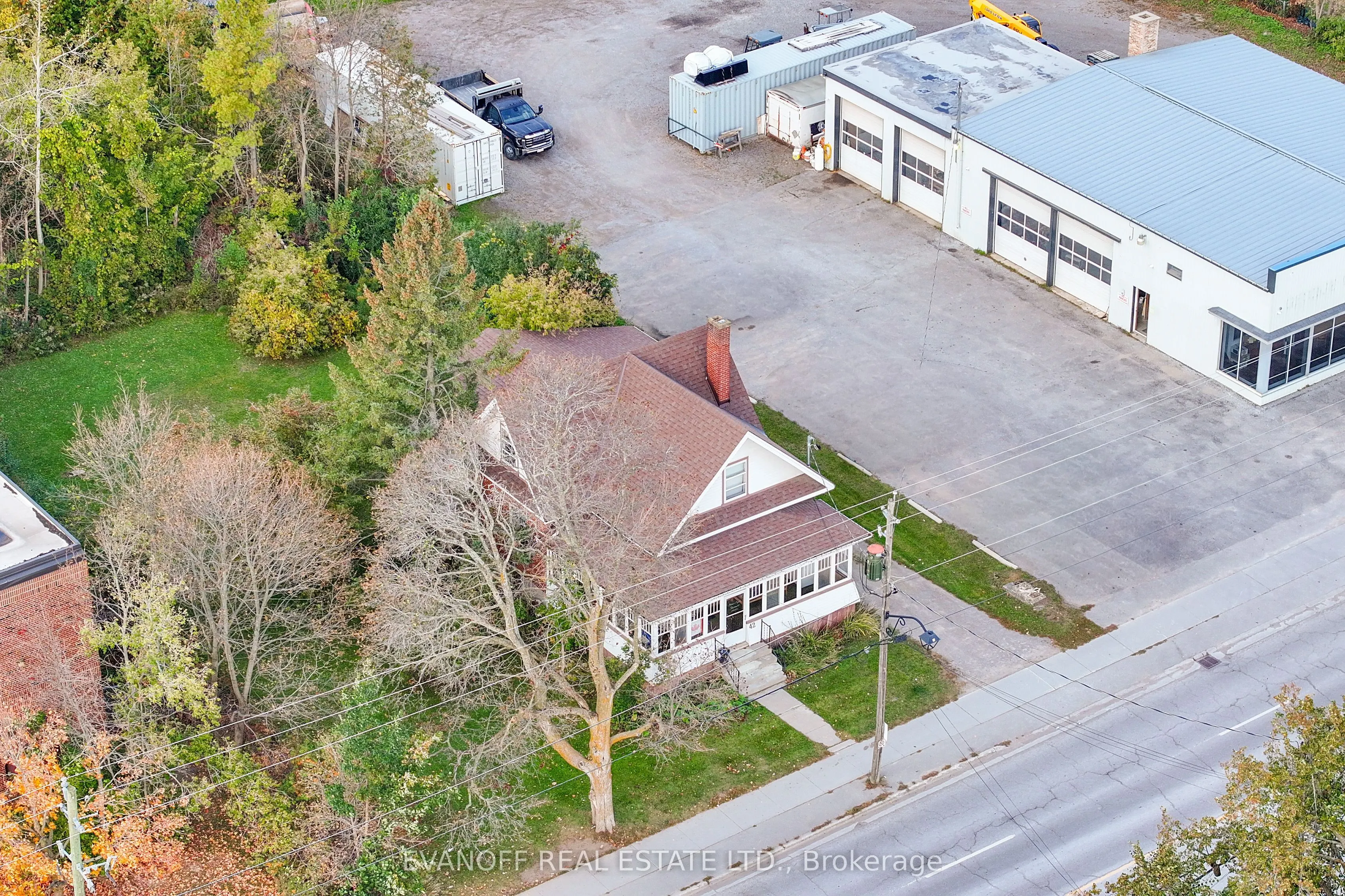 42 Lindsay Street