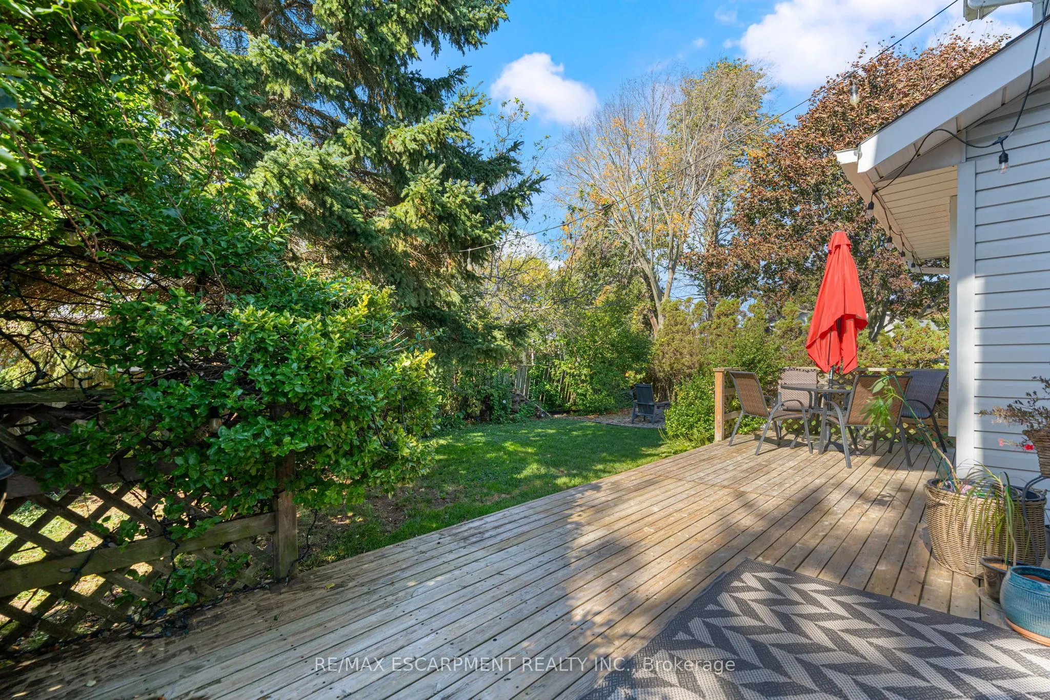 29 Leslie Avenue
