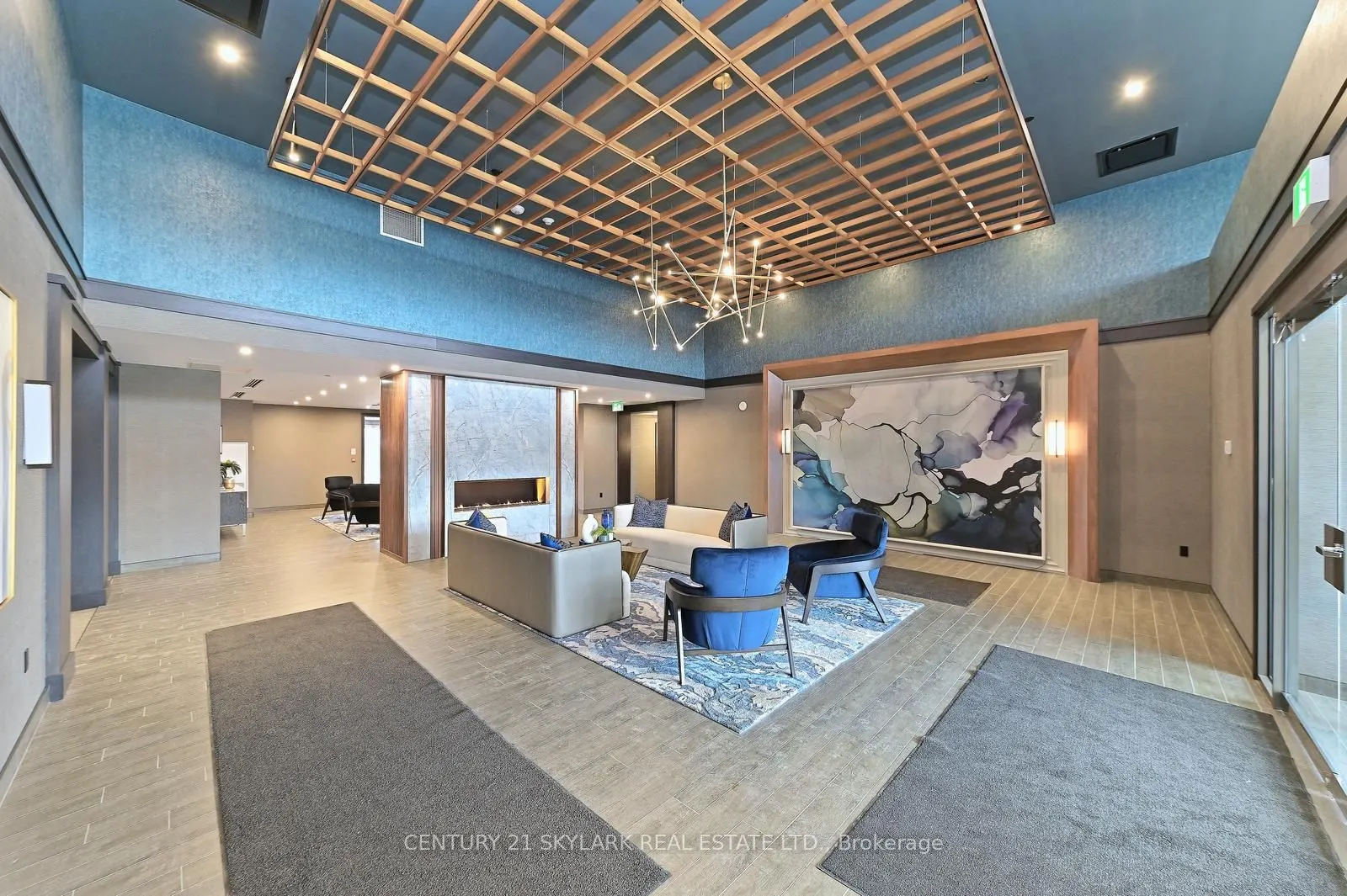 460 Dundas Street E #401