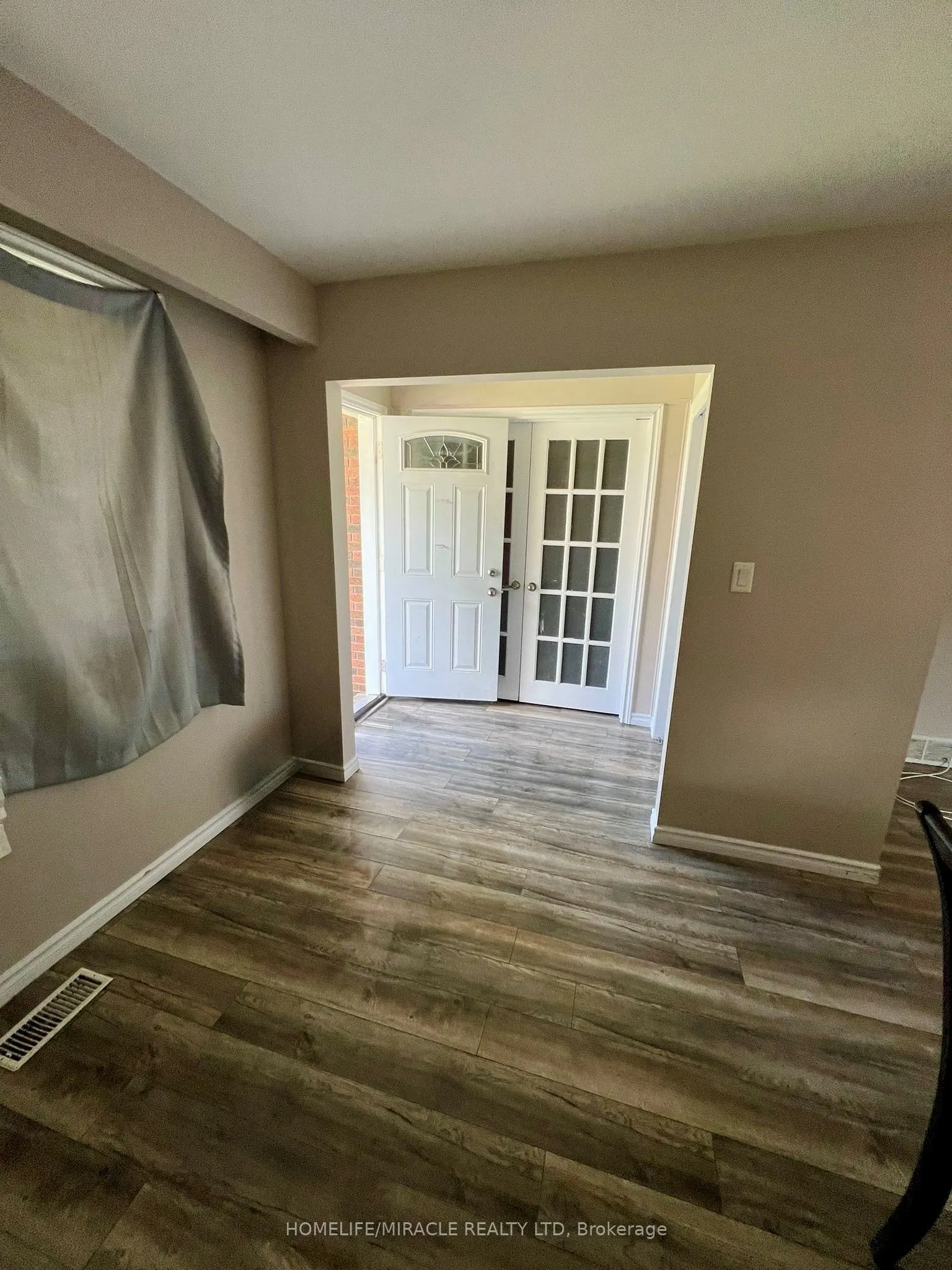 10 Trelawn Parkway #upper
