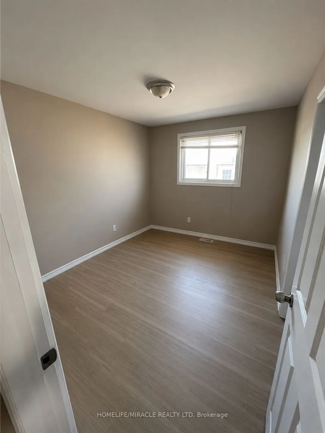 10 Trelawn Parkway #upper