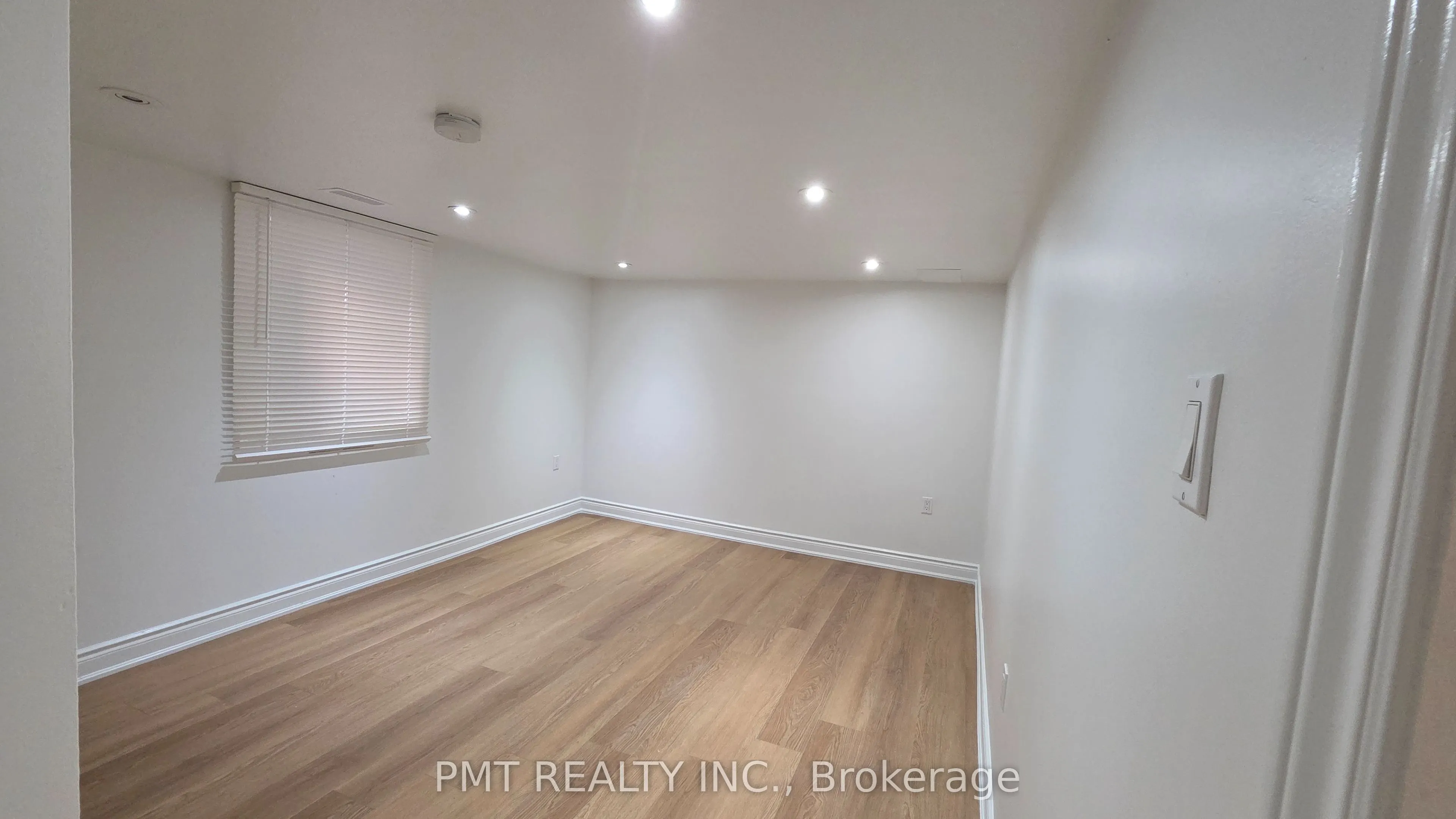 143 Elgin Crescent