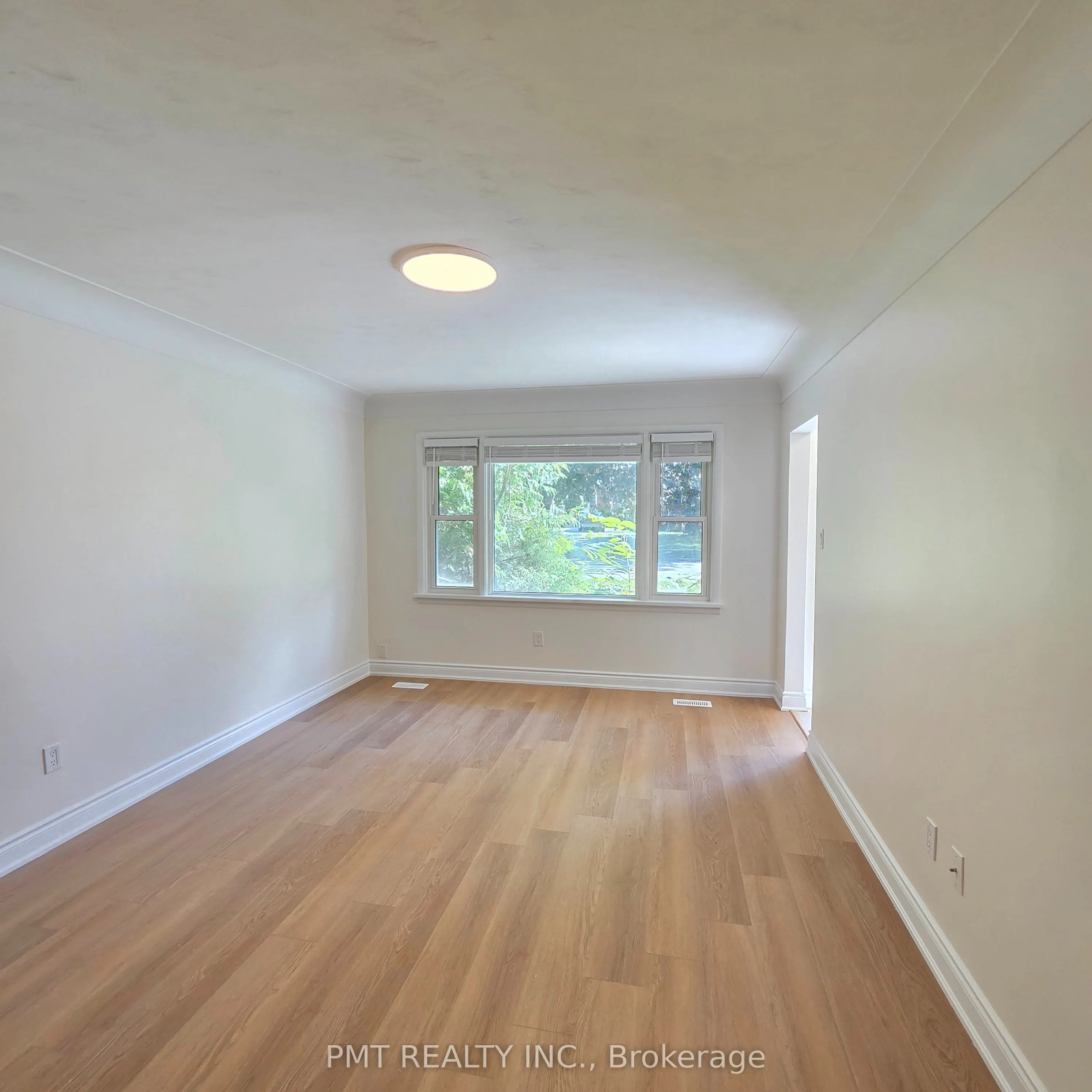 143 Elgin Crescent