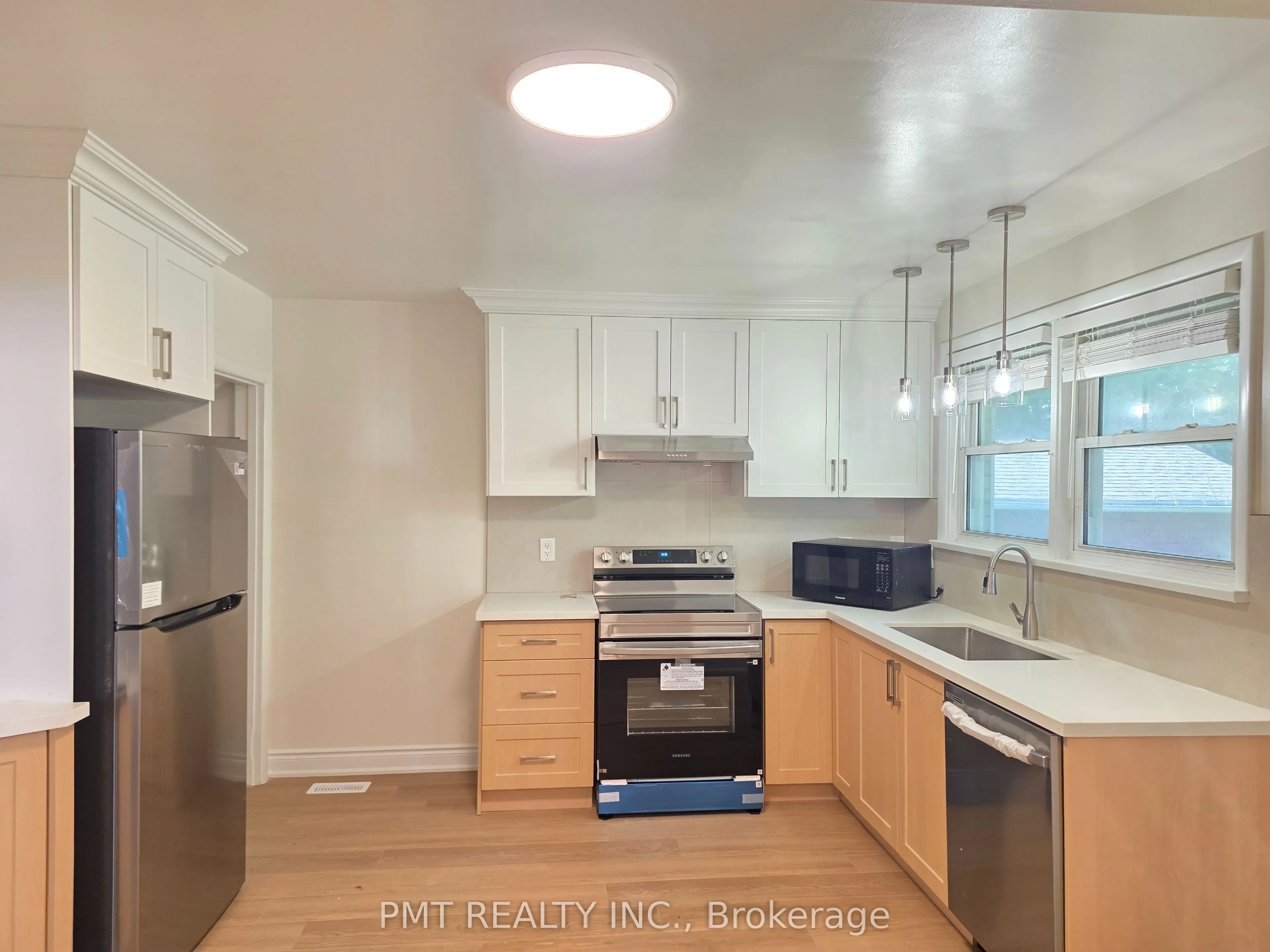 143 Elgin Crescent