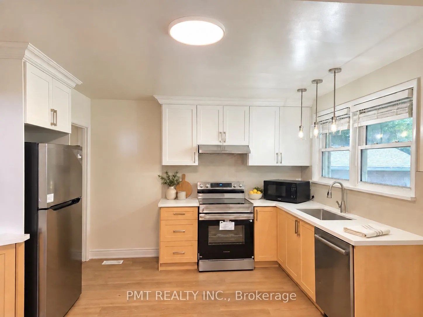 143 Elgin Crescent