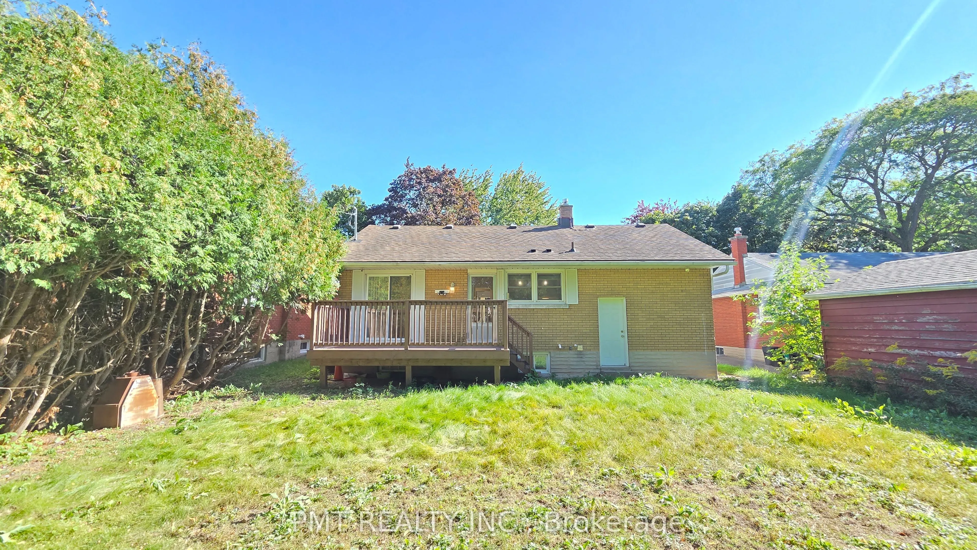 143 Elgin Crescent