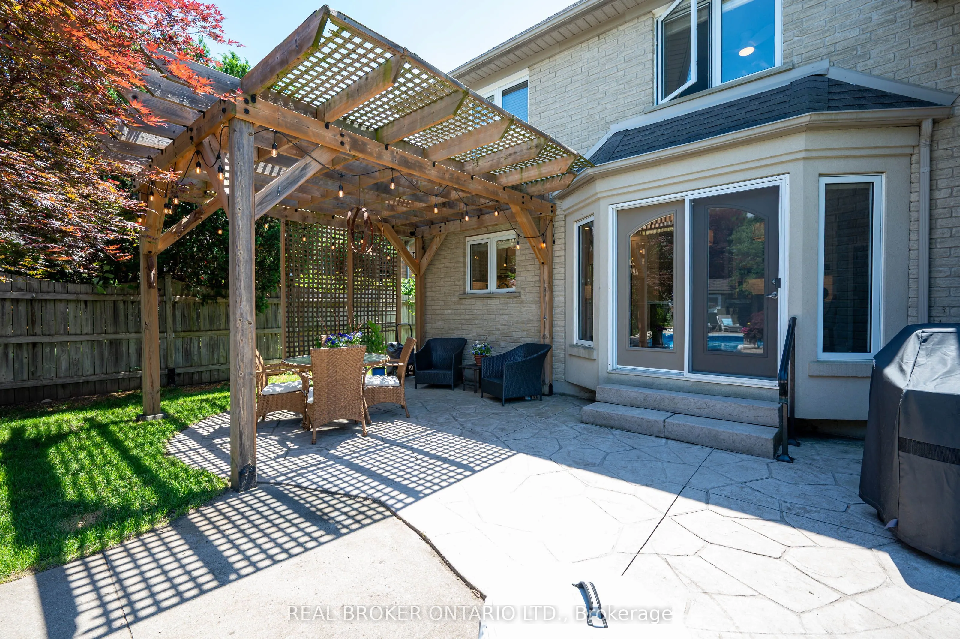 6 Pioneer Tower Crescent