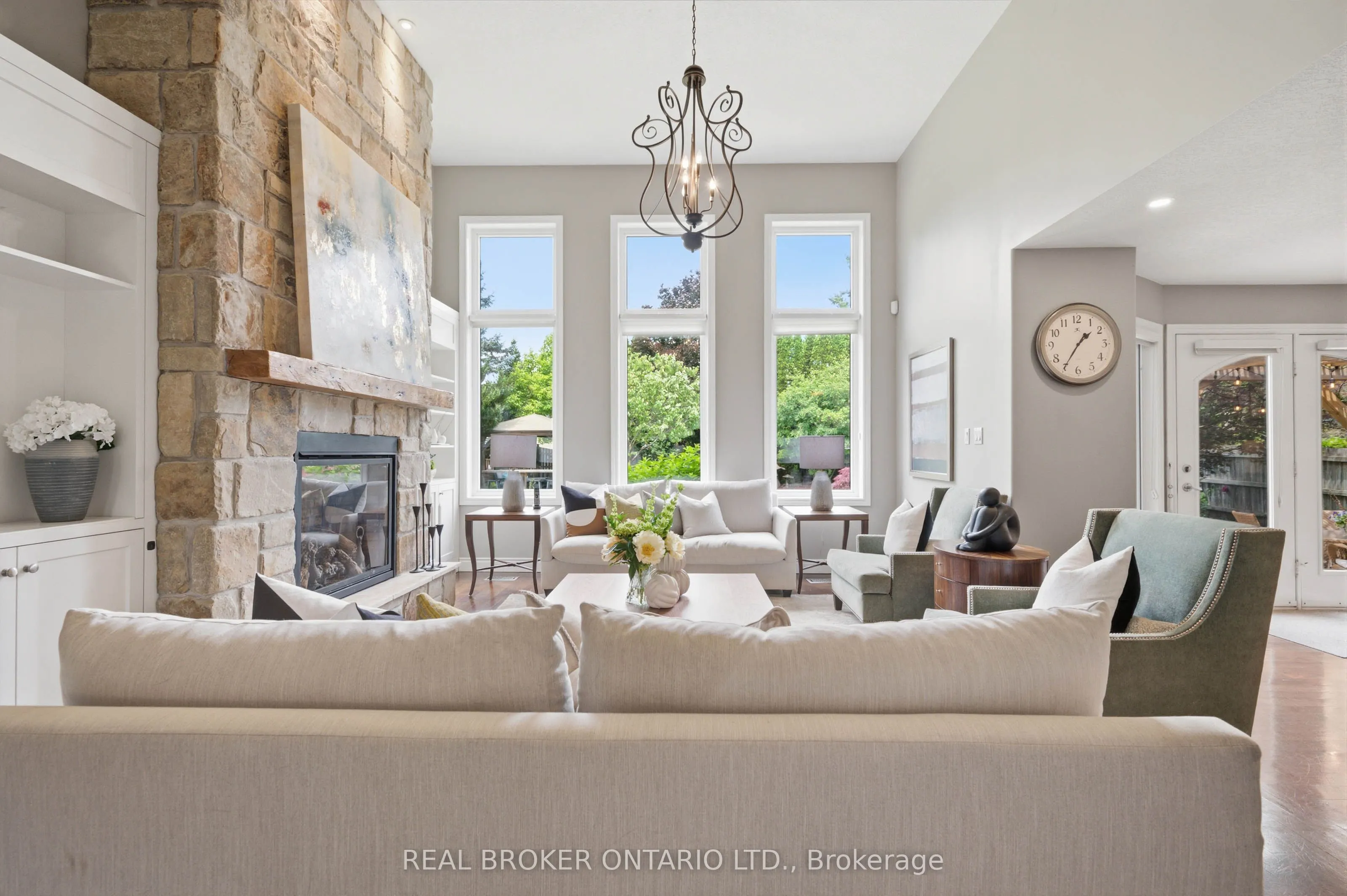 6 Pioneer Tower Crescent