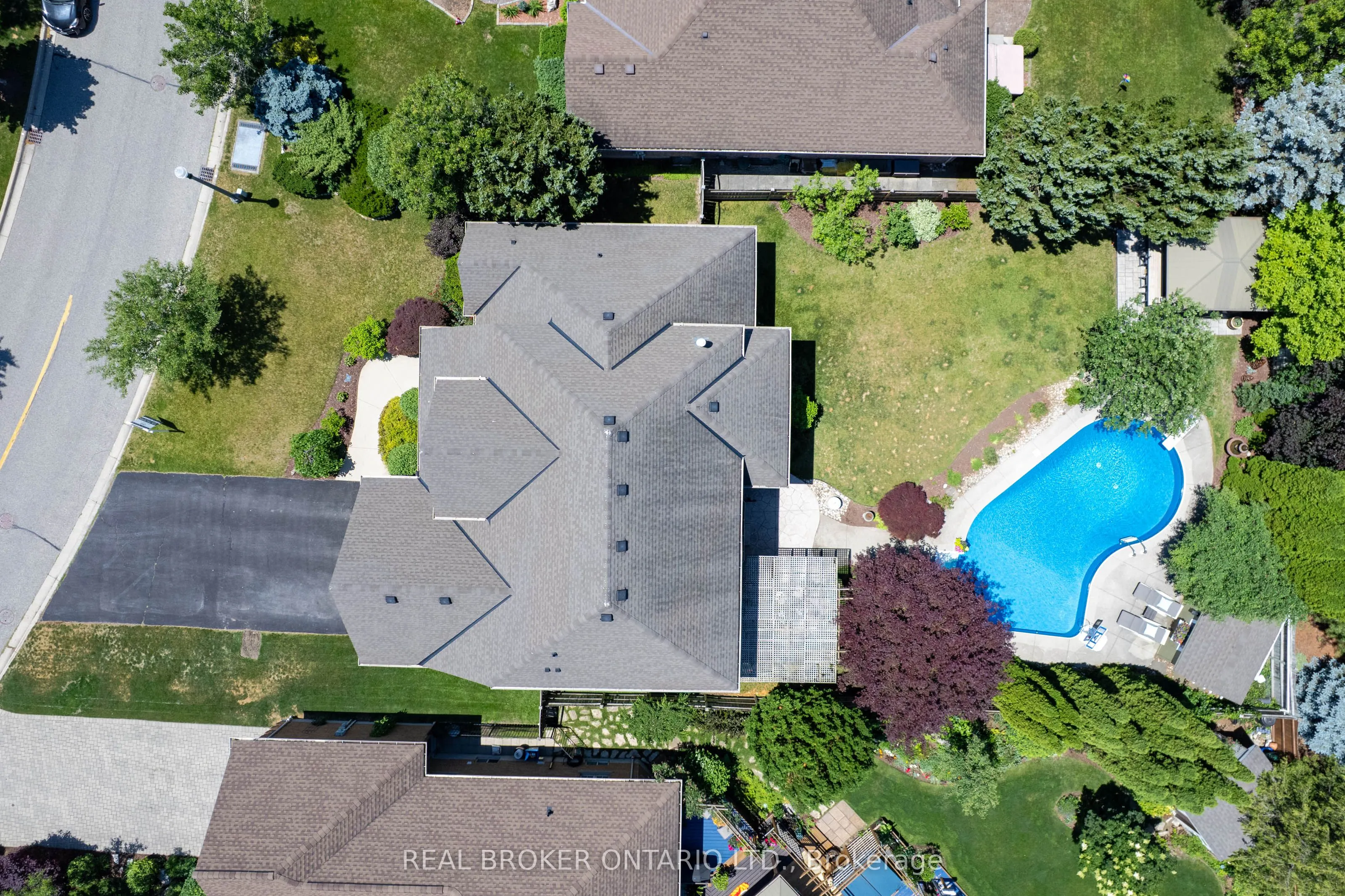 6 Pioneer Tower Crescent