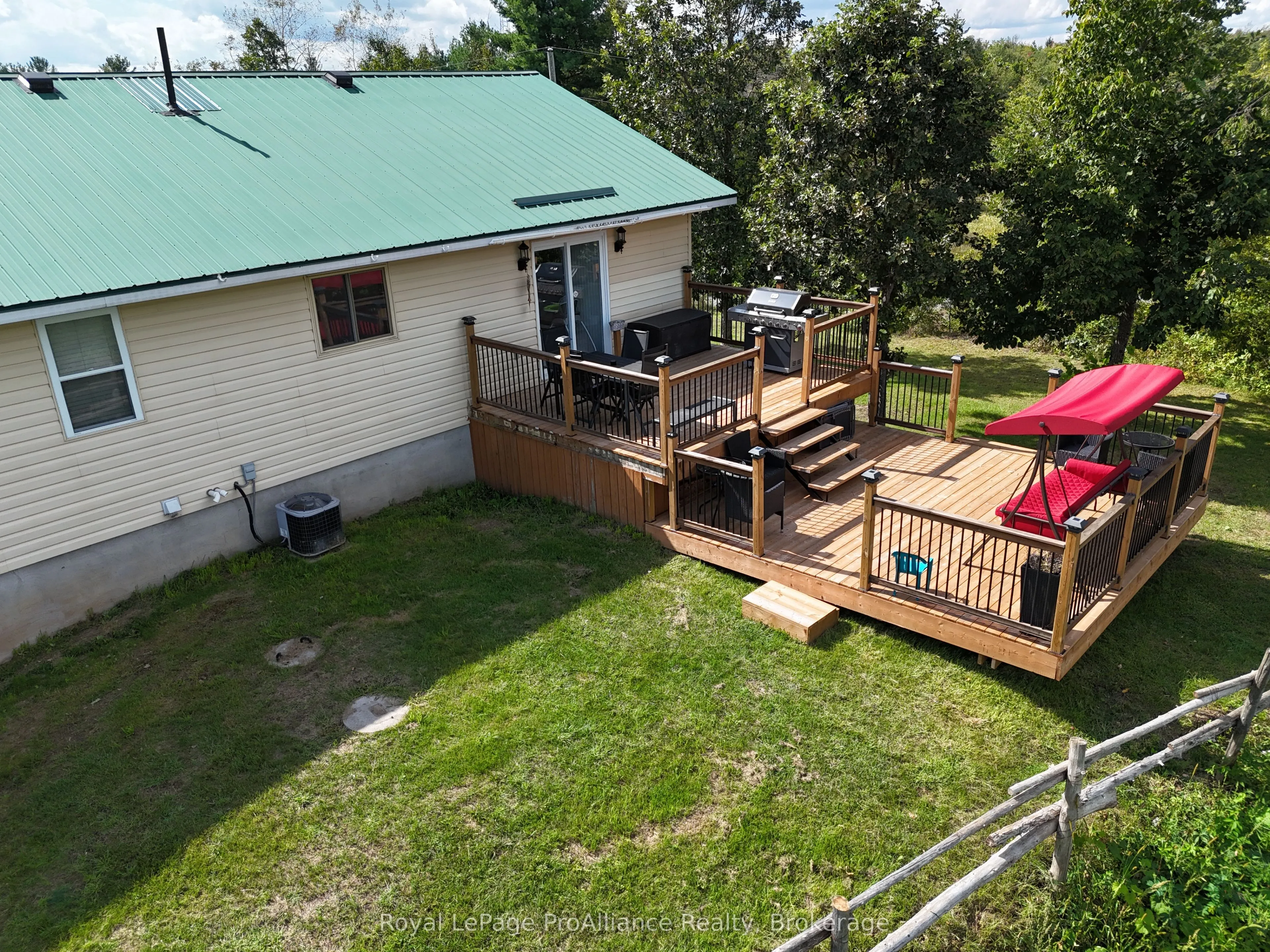 180 Skootamatta Lane