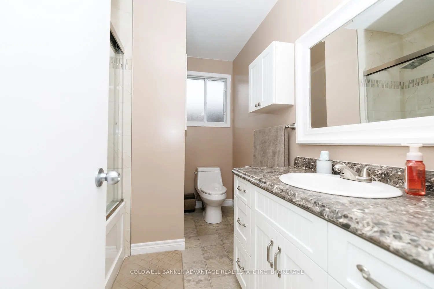 27 CHANTAL Court
